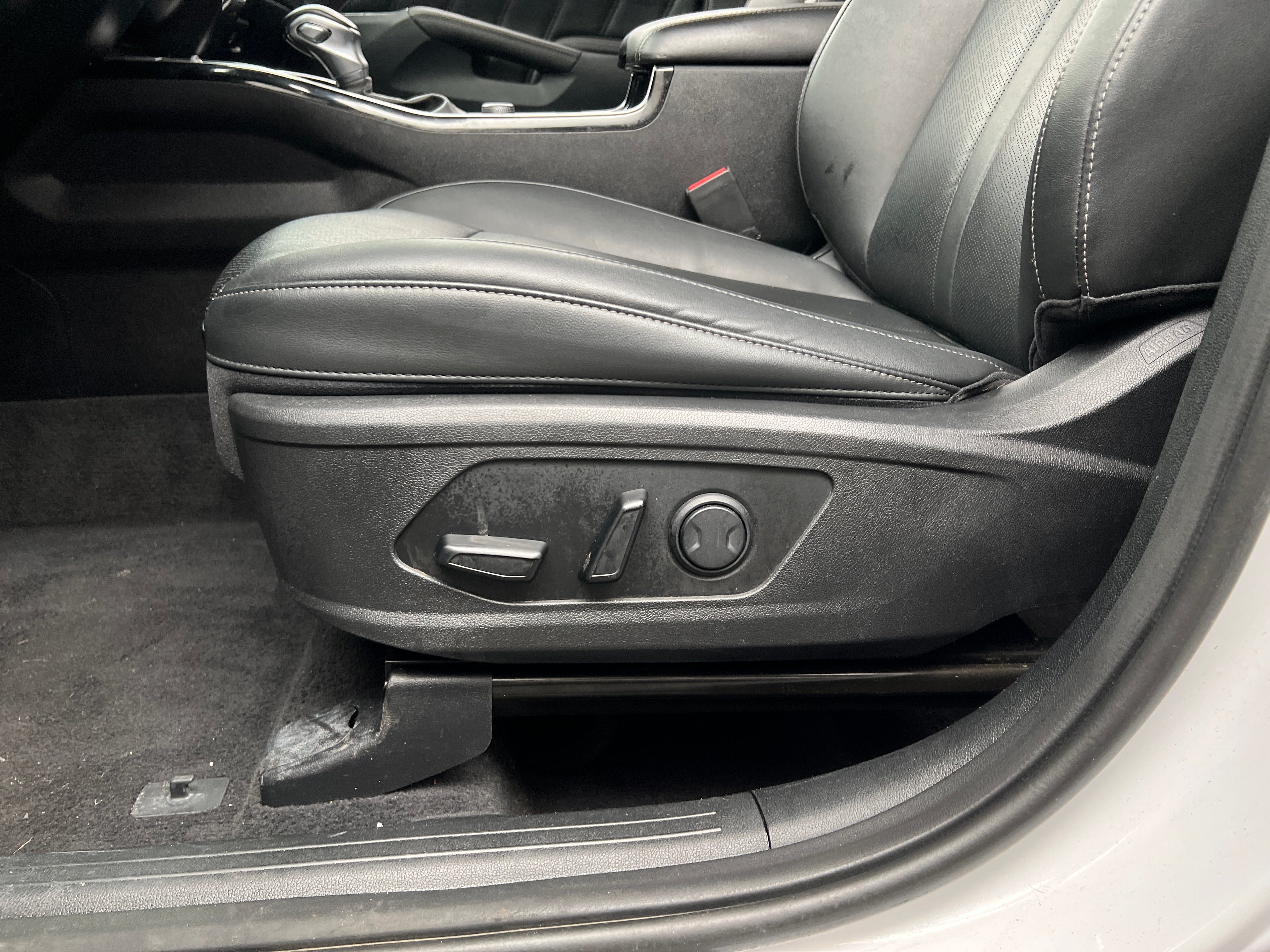 2023 Kia Sorento SX - Photo 6