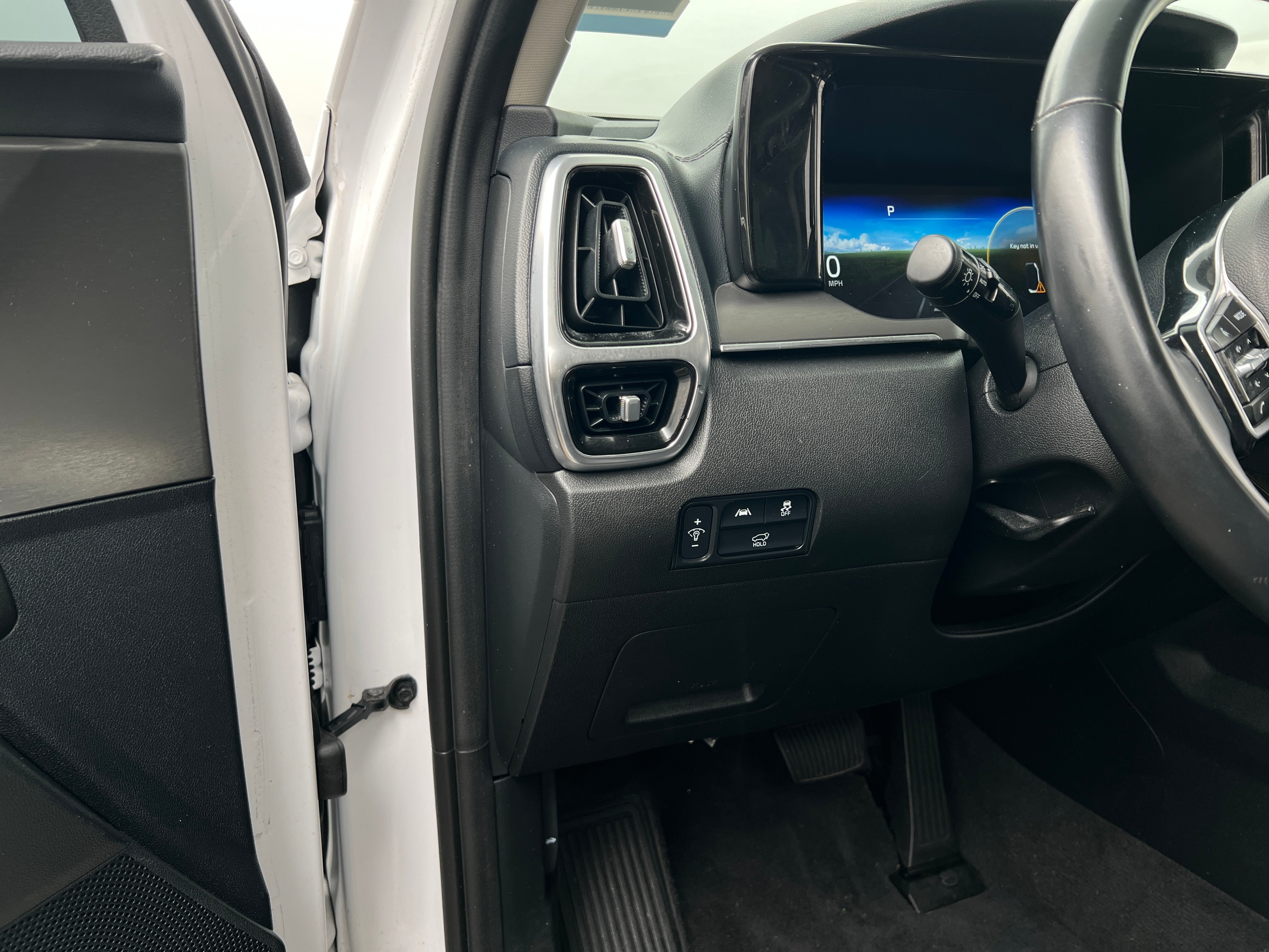 2023 Kia Sorento SX - Photo 13