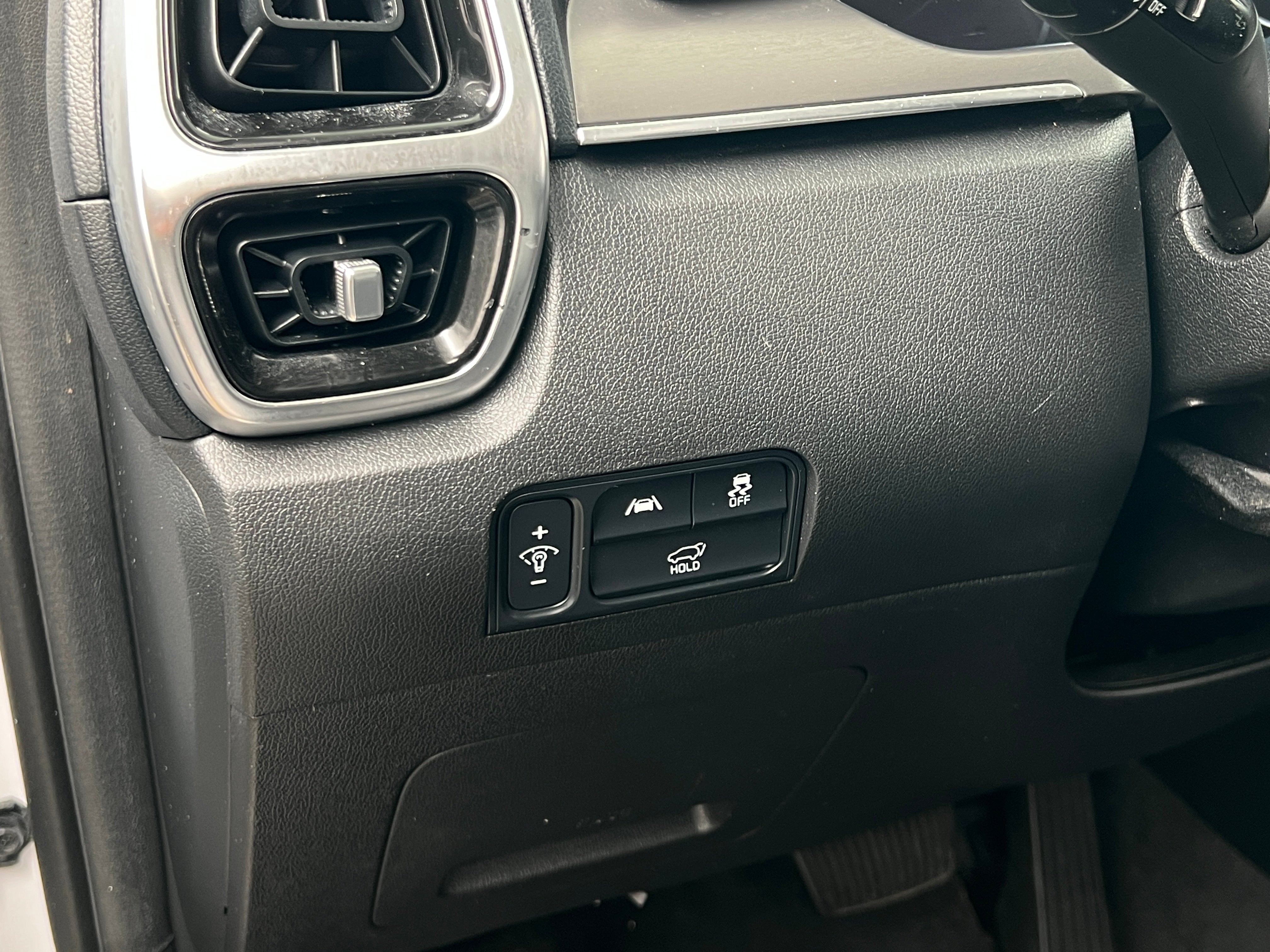 2023 Kia Sorento SX - Photo 21