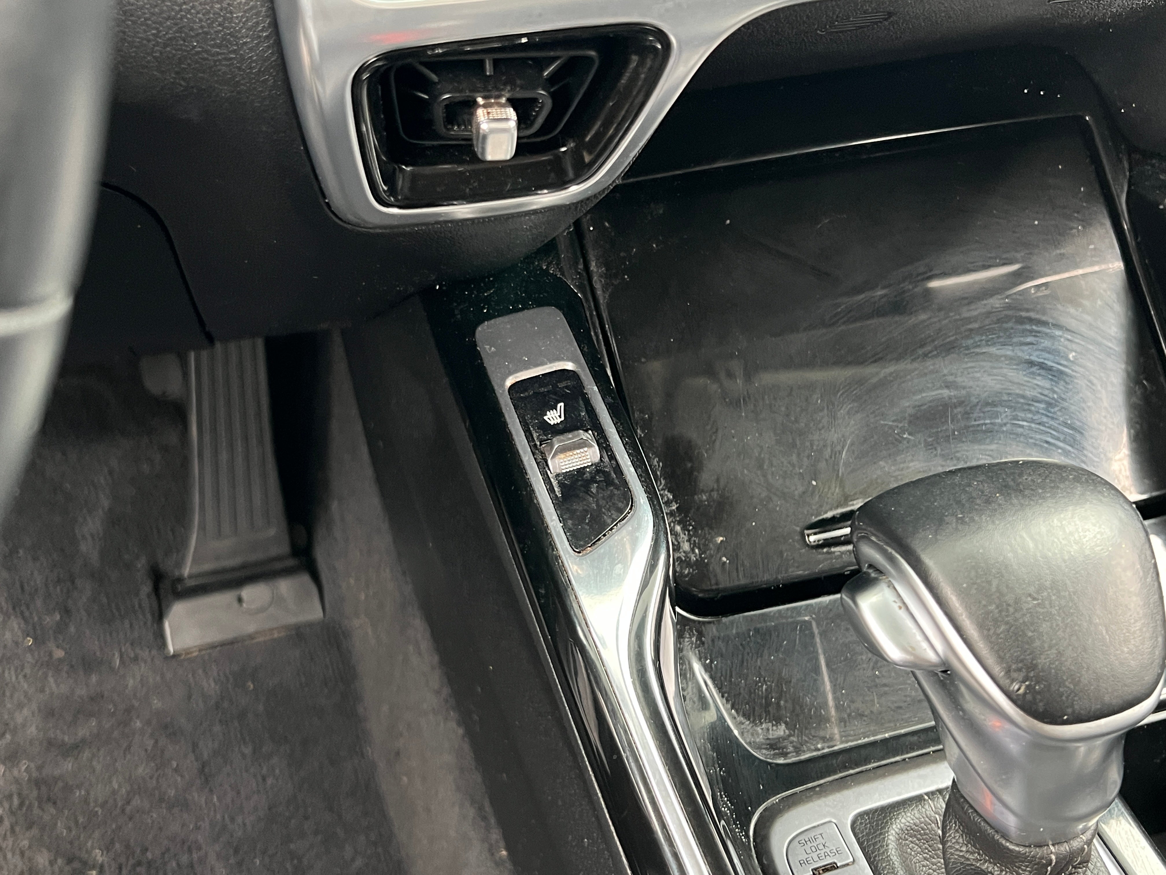2023 Kia Sorento SX - Photo 18