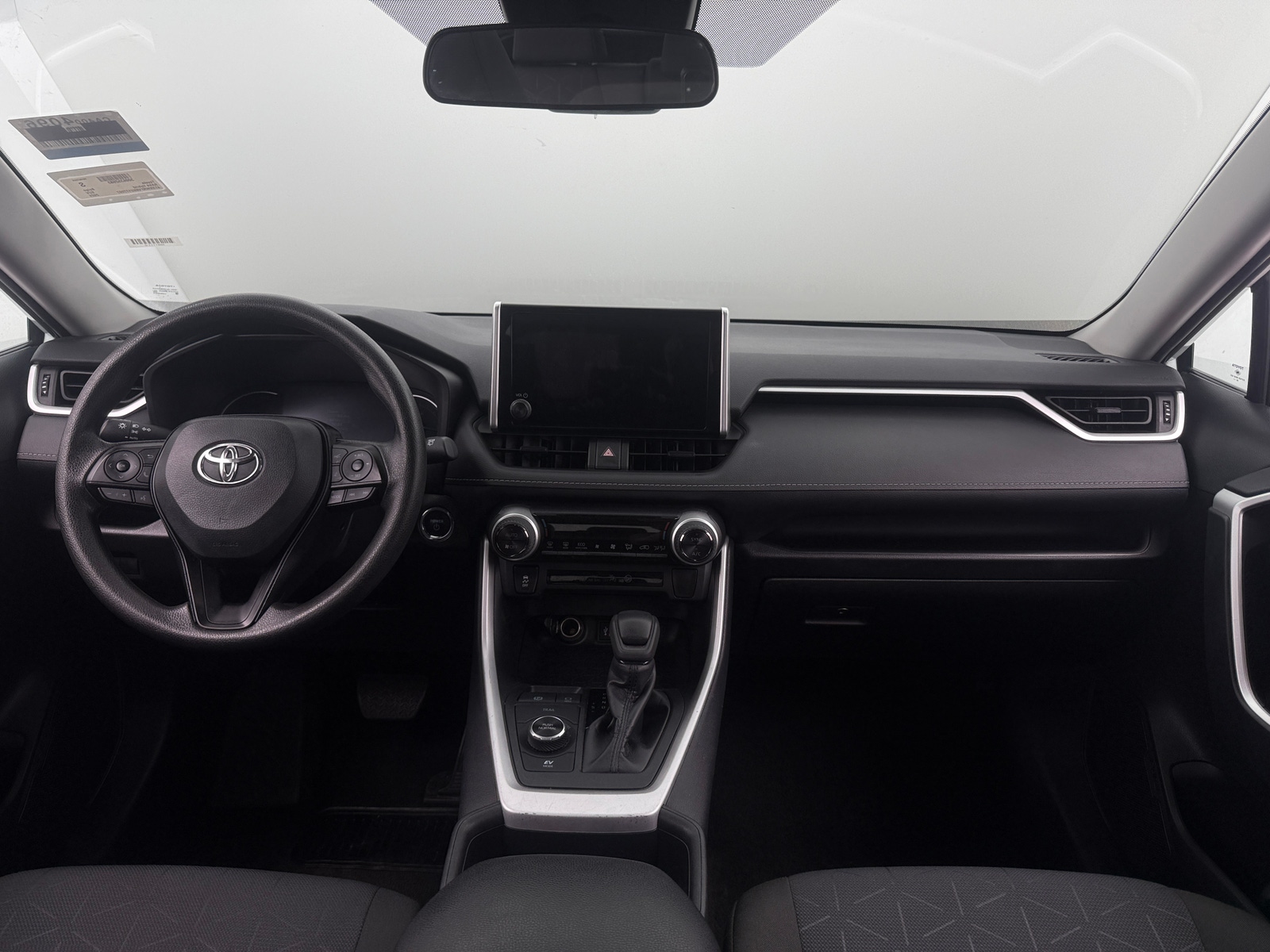 Thumbnail: 2025 Toyota RAV4 - 3
