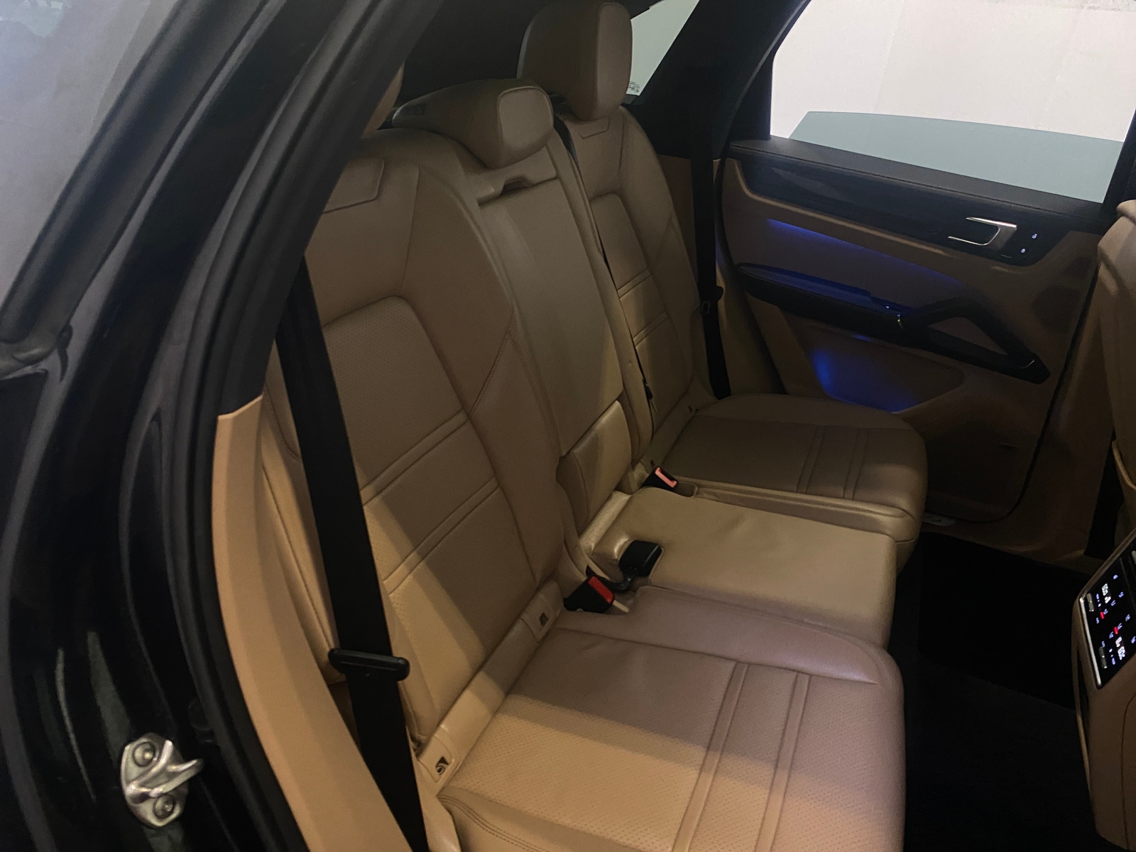 Thumbnail: 2019 Porsche Cayenne - 5