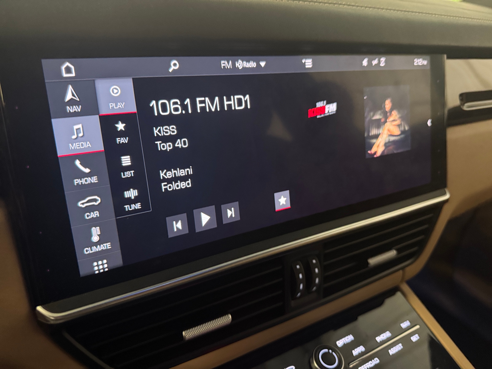 Thumbnail: 2019 Porsche Cayenne - 3