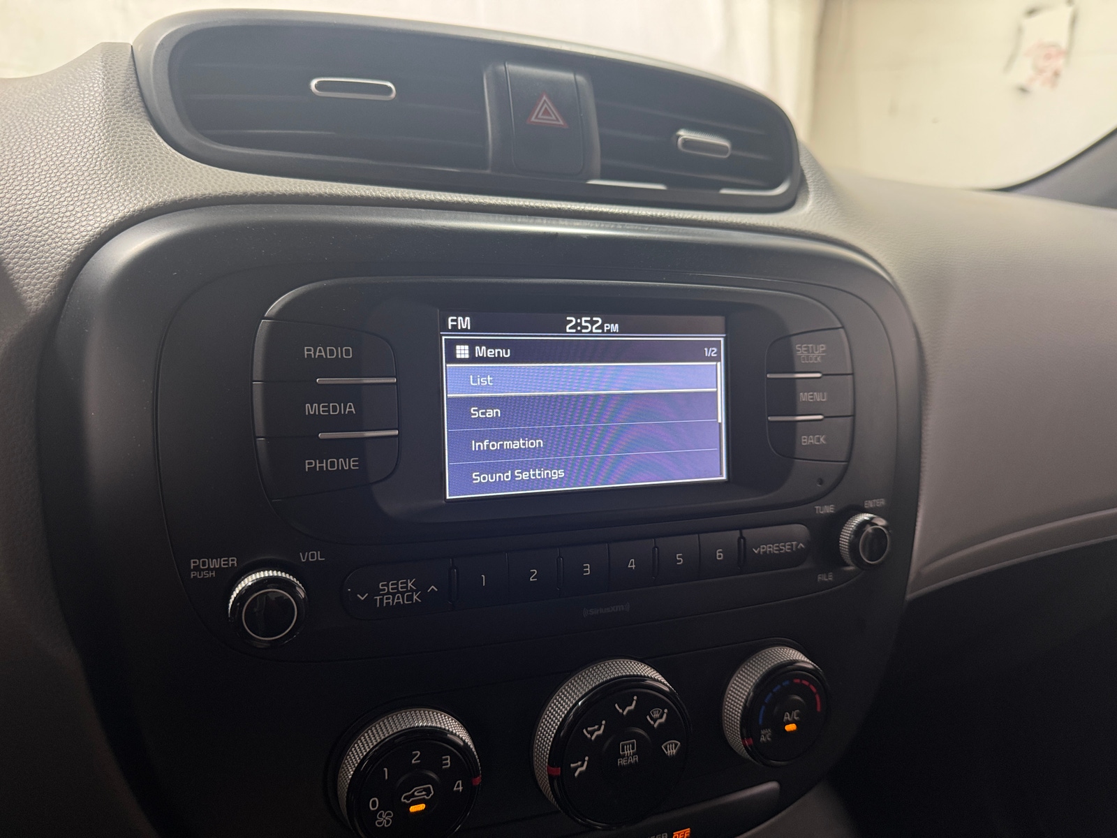 Thumbnail: 2018 Kia Soul - 4