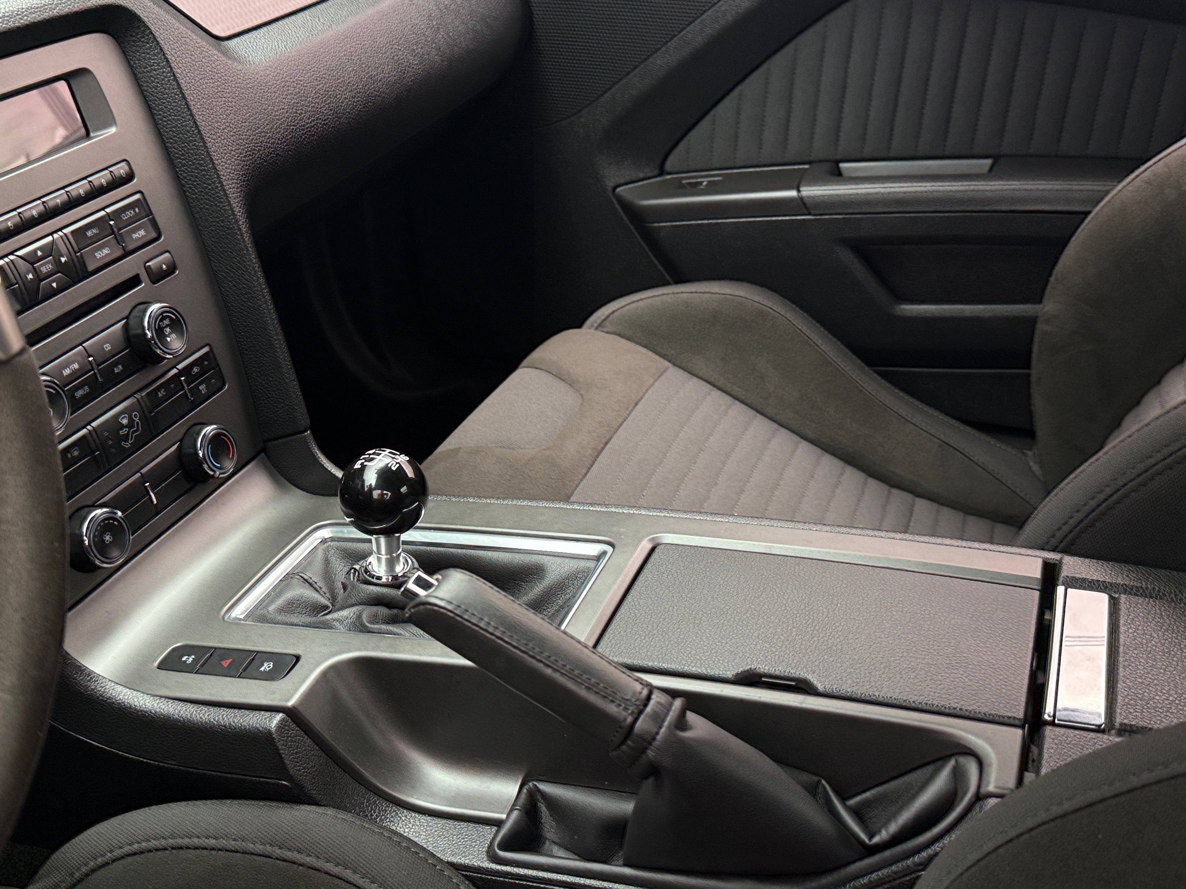 2012 Ford Mustang Boss 302 - Photo 2