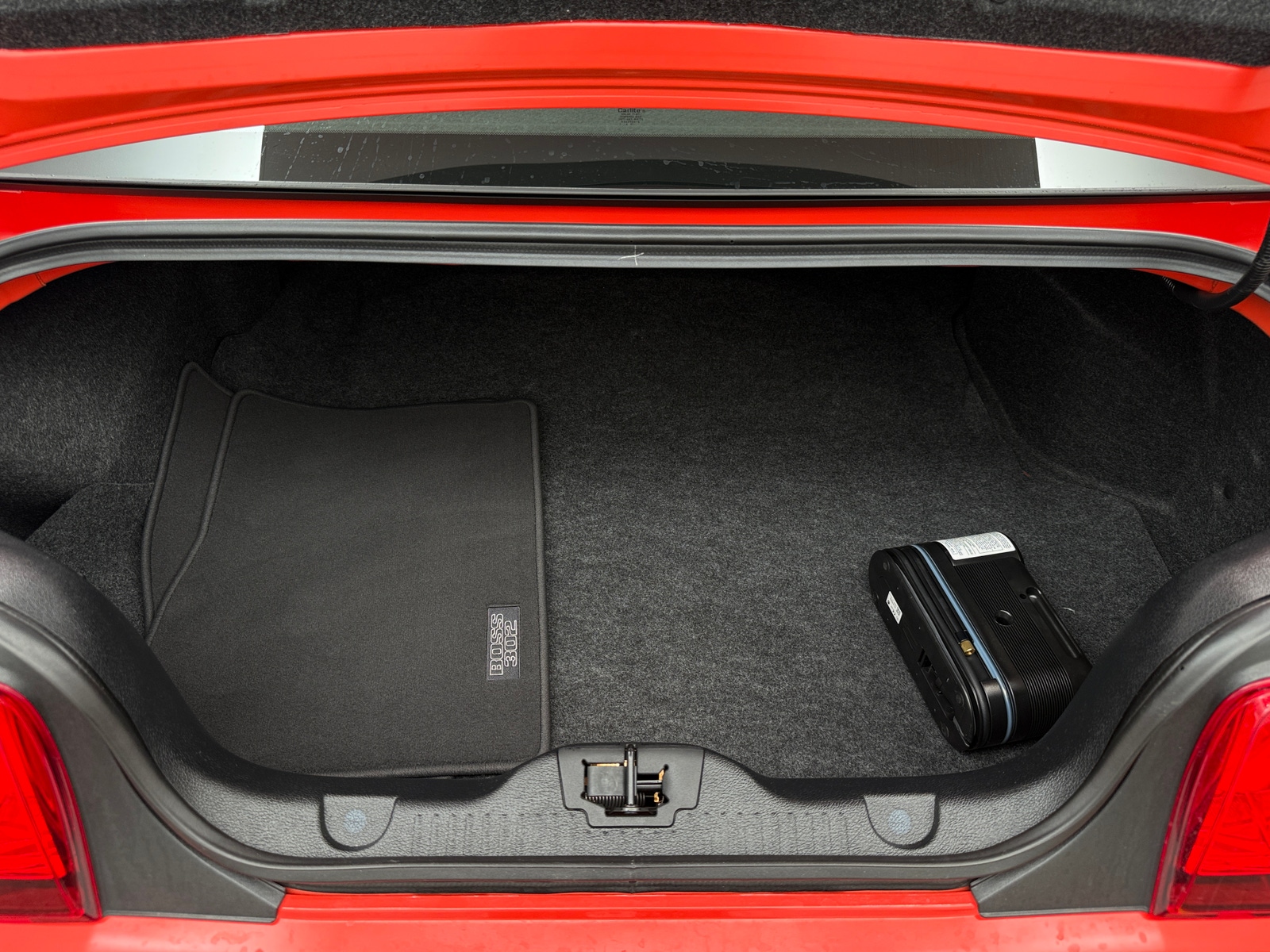 Thumbnail: 2012 Ford Mustang - 5