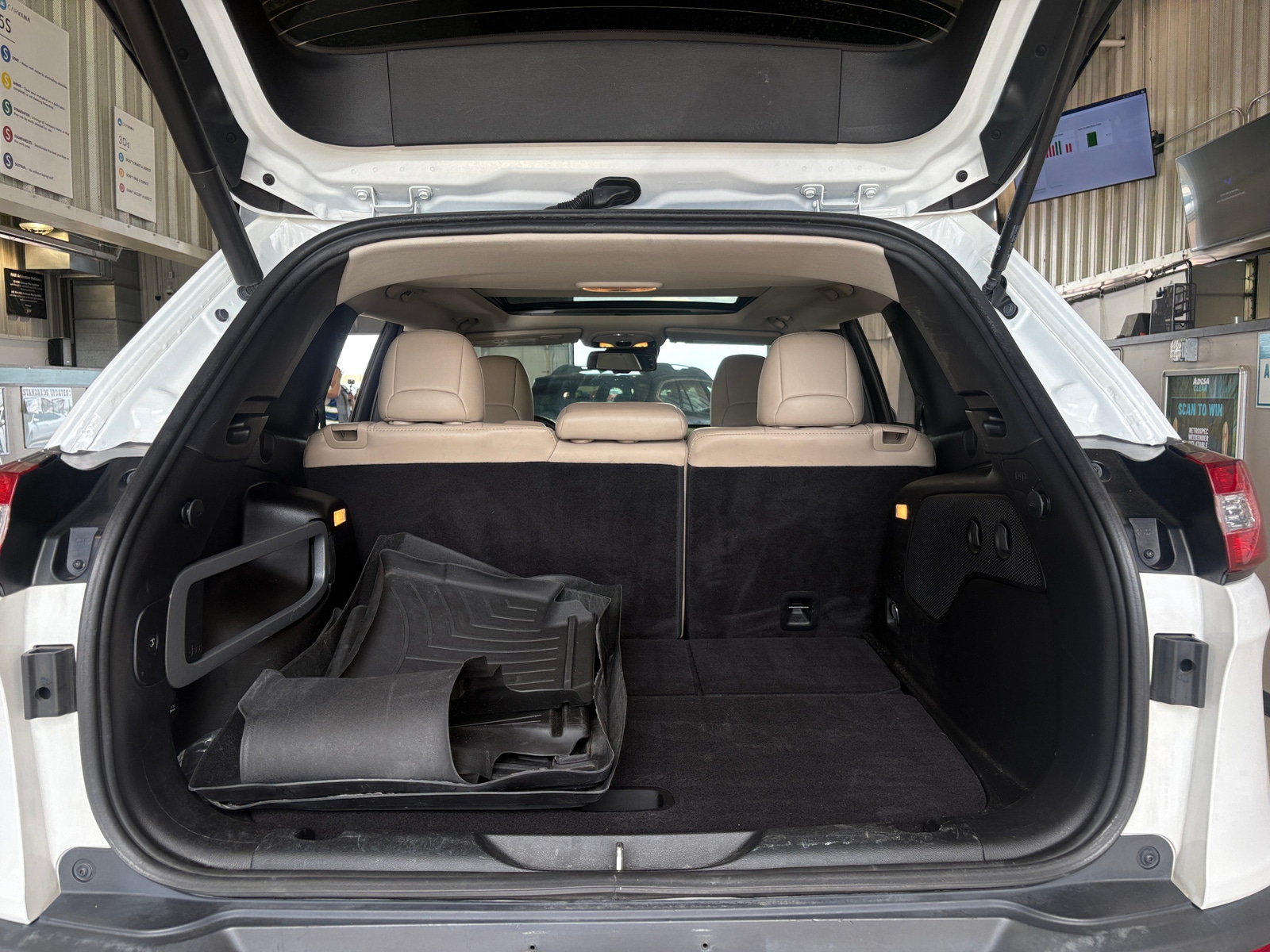 Thumbnail: 2016 Jeep Cherokee - 6