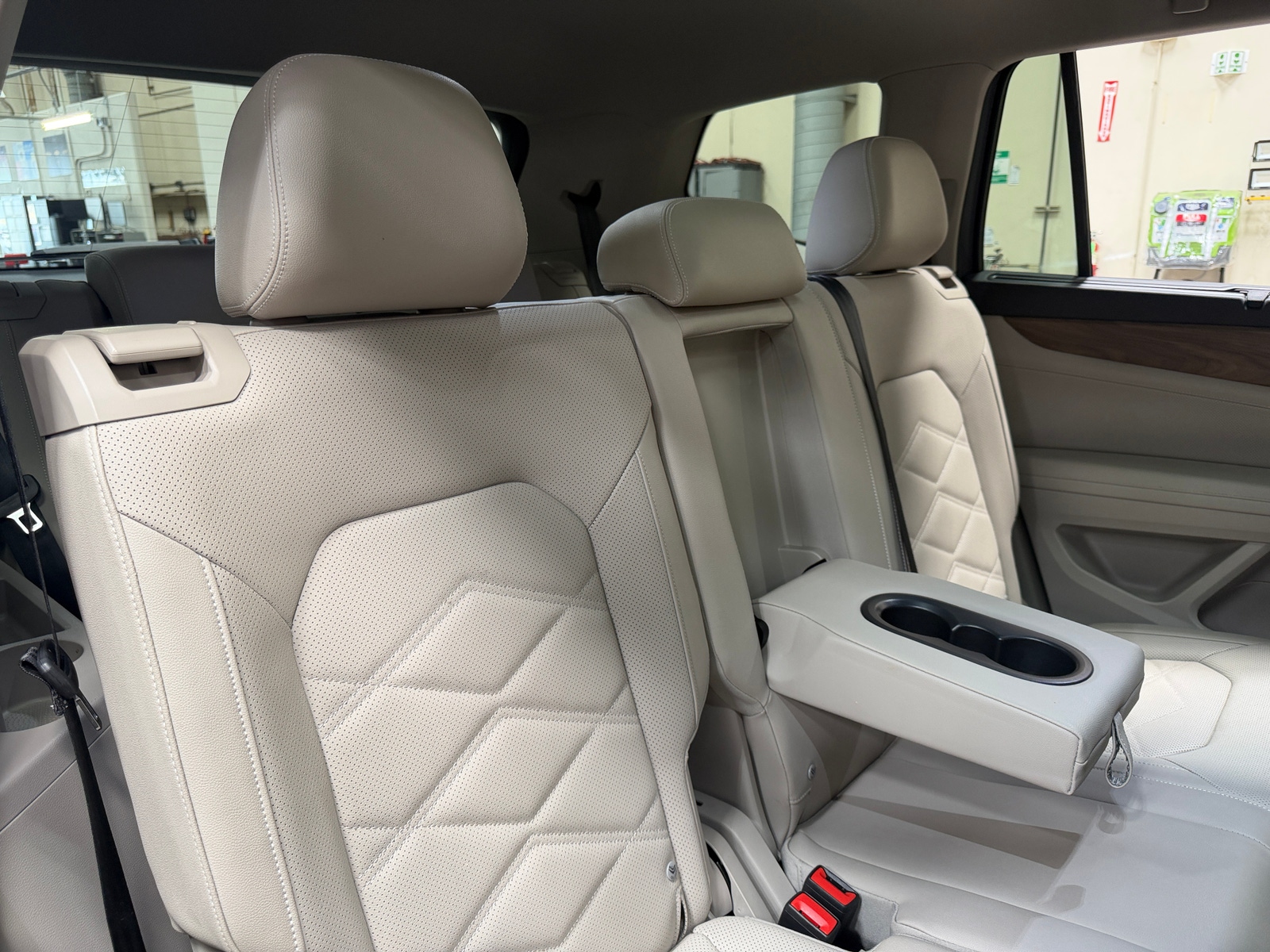 Thumbnail: 2026 Volkswagen Atlas - 6