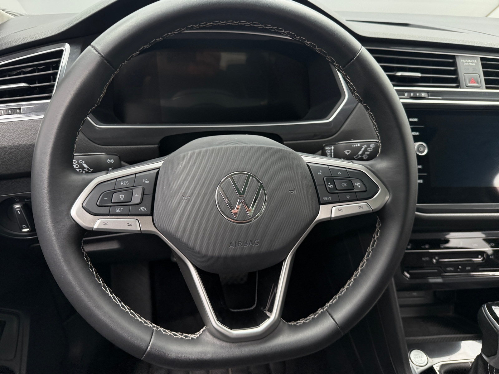 Thumbnail: 2024 Volkswagen Tiguan - 5