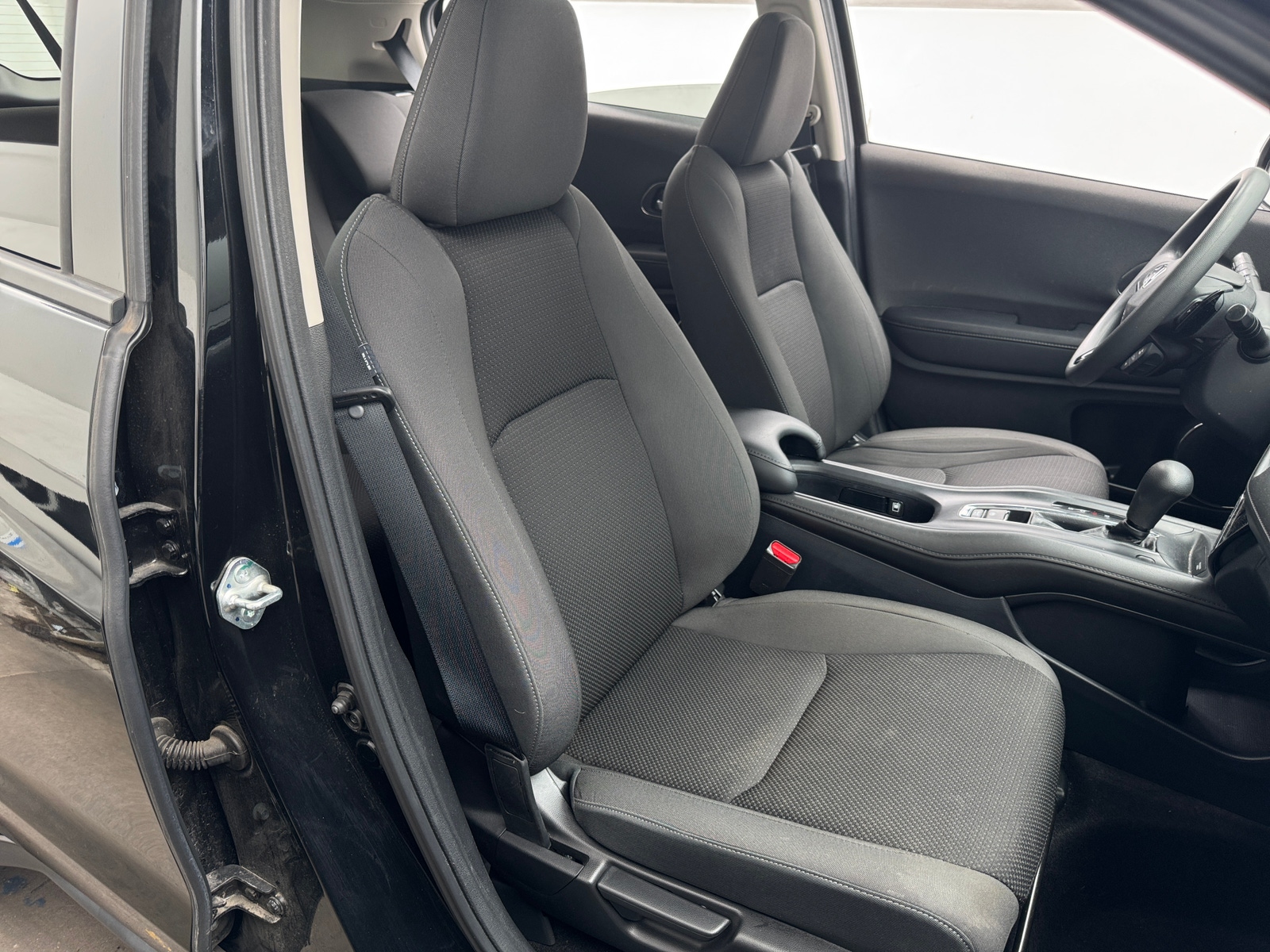 Thumbnail: 2021 Honda HR-V - 2