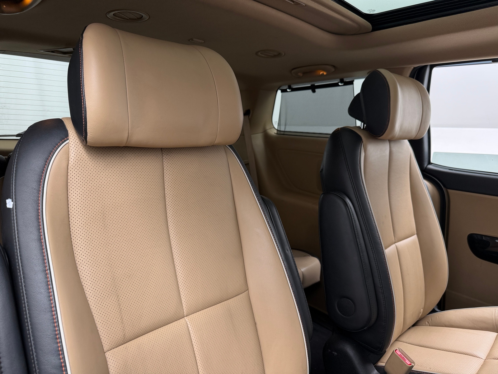 Thumbnail: 2015 Kia Sedona - 5