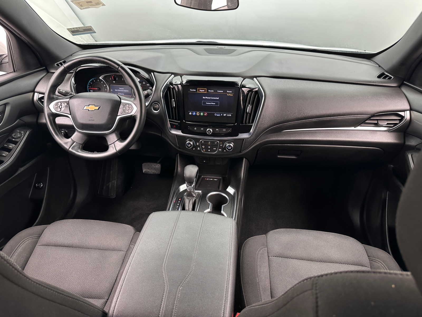 Thumbnail: 2023 Chevrolet Traverse - 3