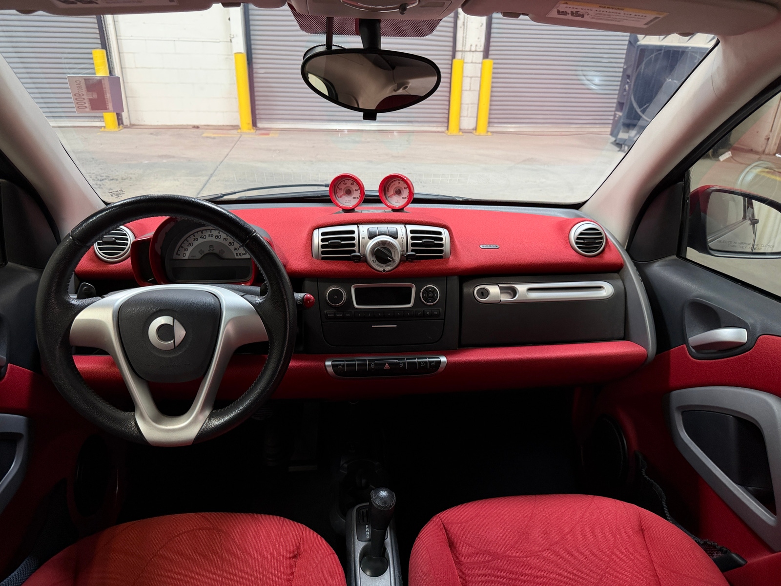 Thumbnail: 2015 smart fortwo - 3