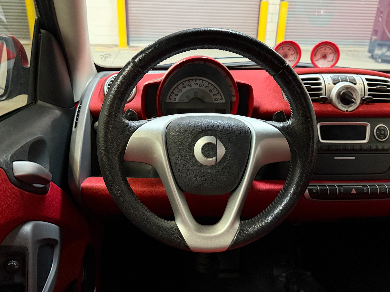 Thumbnail: 2015 smart fortwo - 5