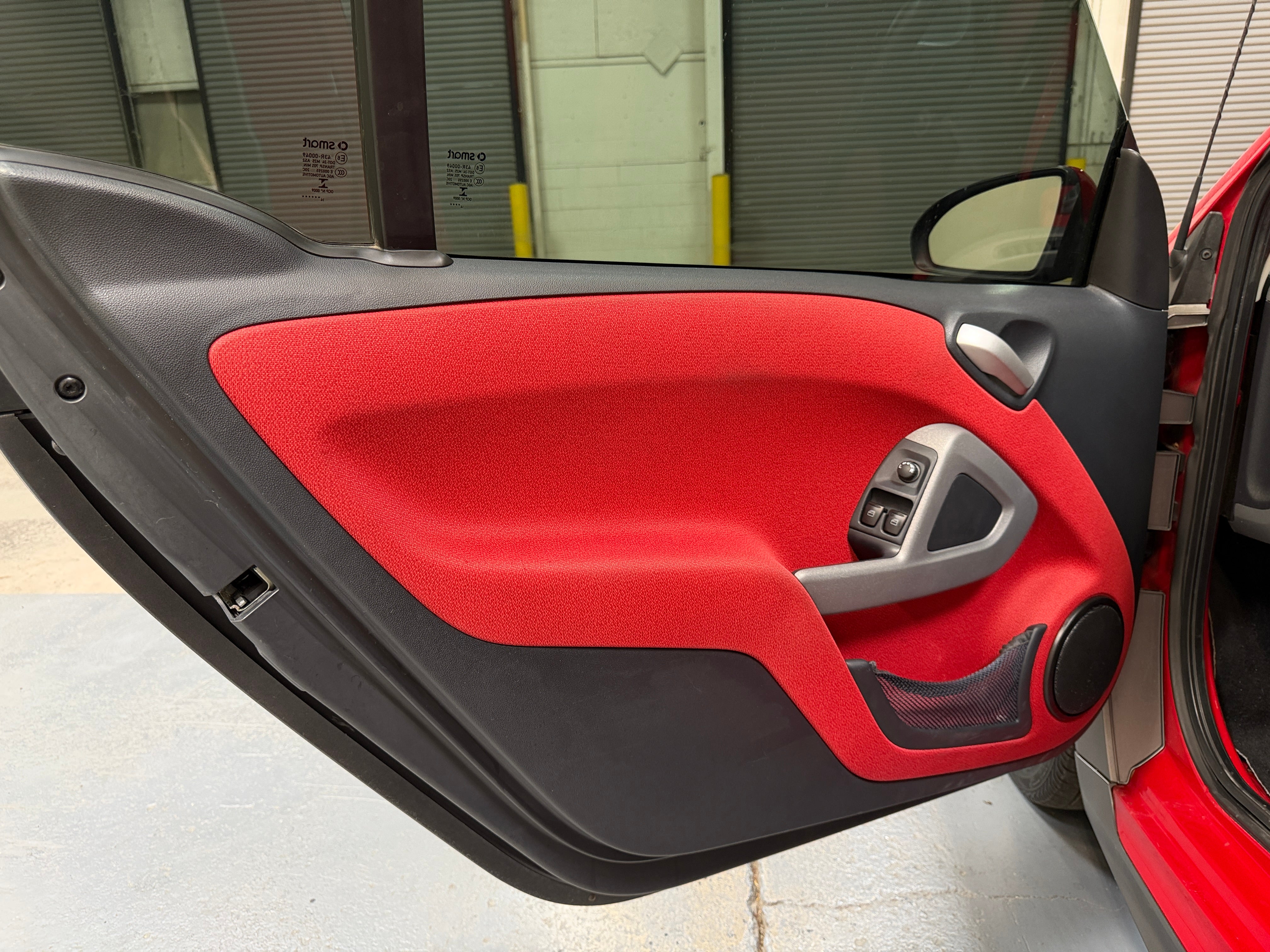 Used 2015 smart fortwo Electric Drive with VIN WMEEJ9AA8FK833588 for sale in Pewaukee, WI