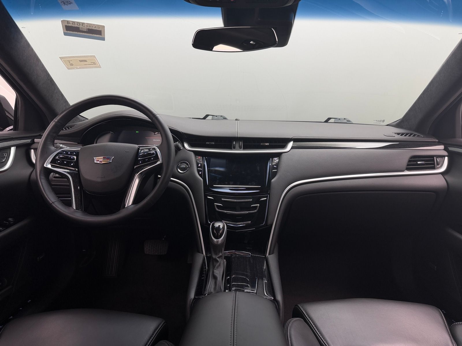 Thumbnail: 2018 Cadillac XTS - 2