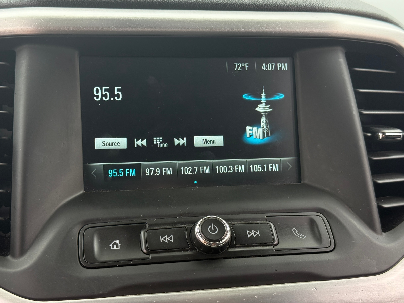 Thumbnail: 2019 GMC Acadia - 4