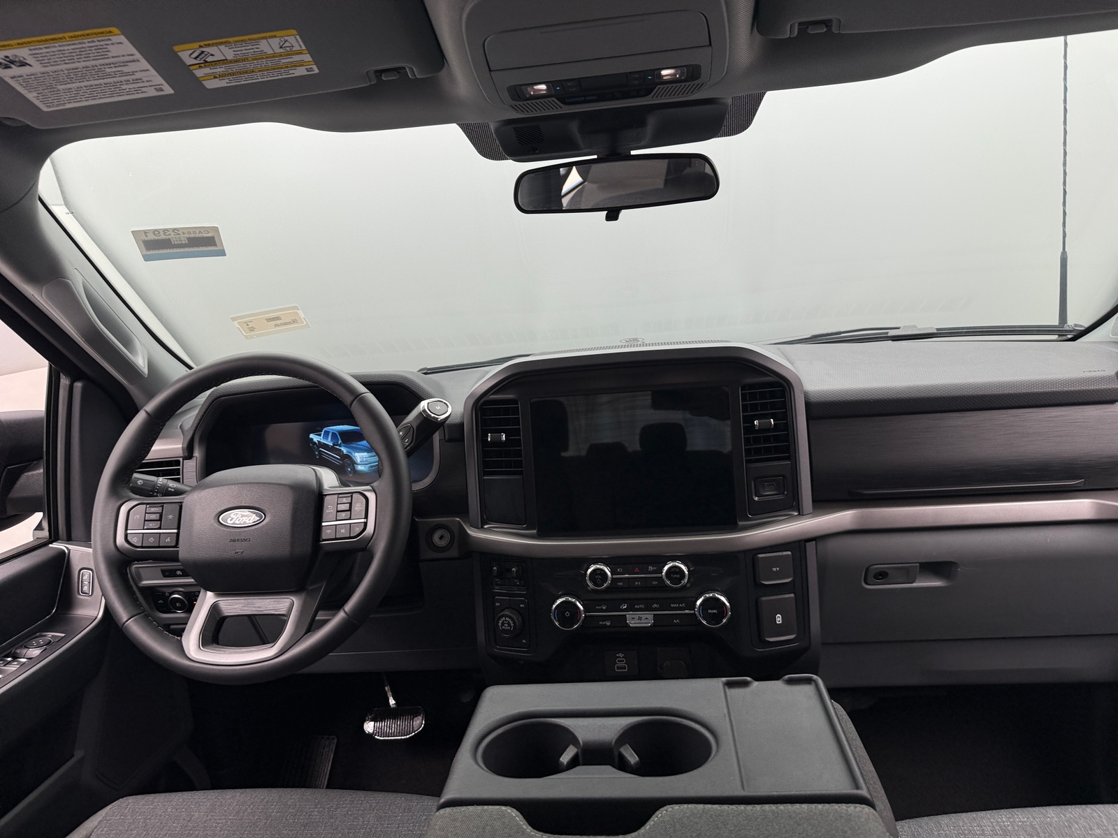 Thumbnail: 2025 Ford Econoline - 3