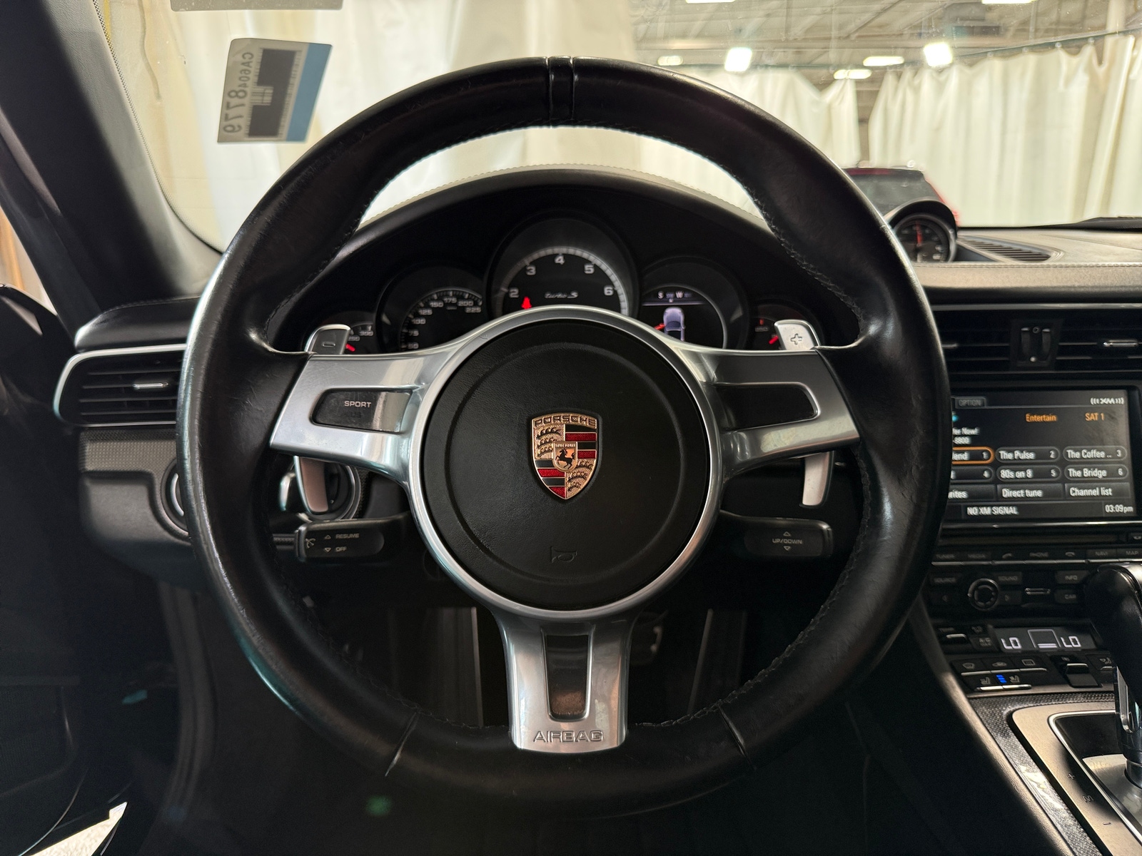 Thumbnail: 2015 Porsche 911 - 4