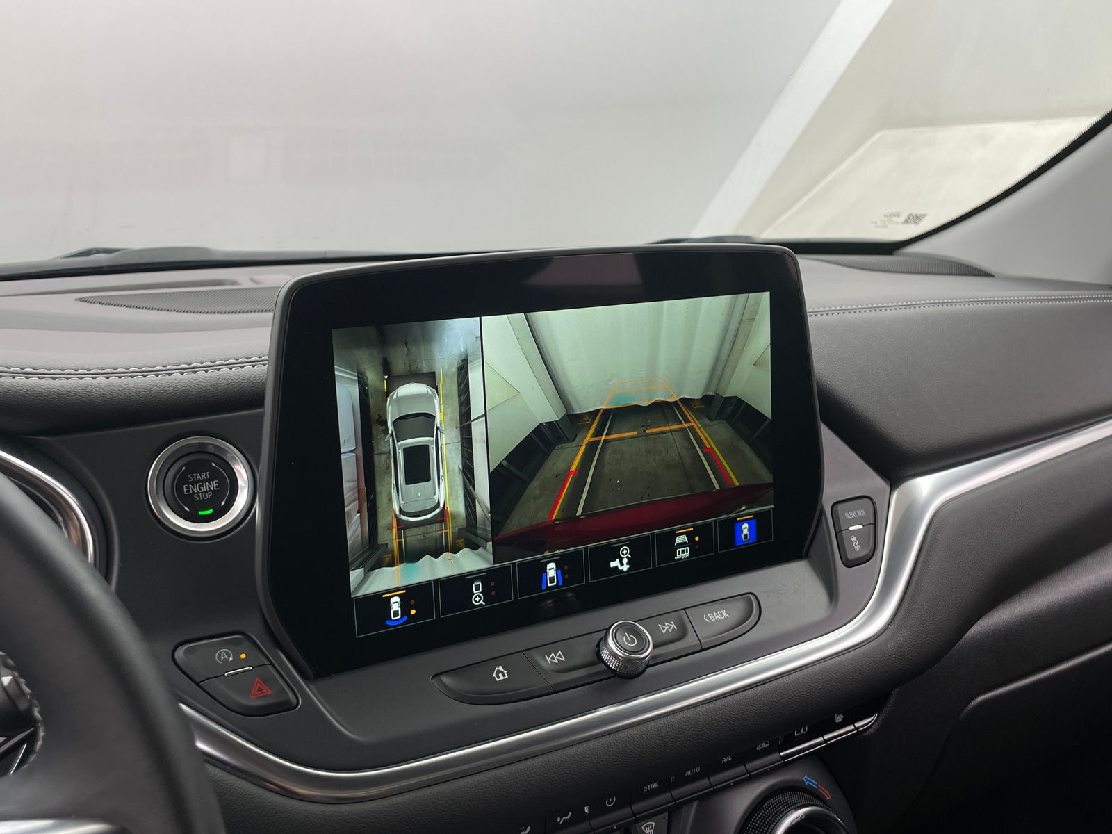 Thumbnail: 2024 Chevrolet Blazer - 3