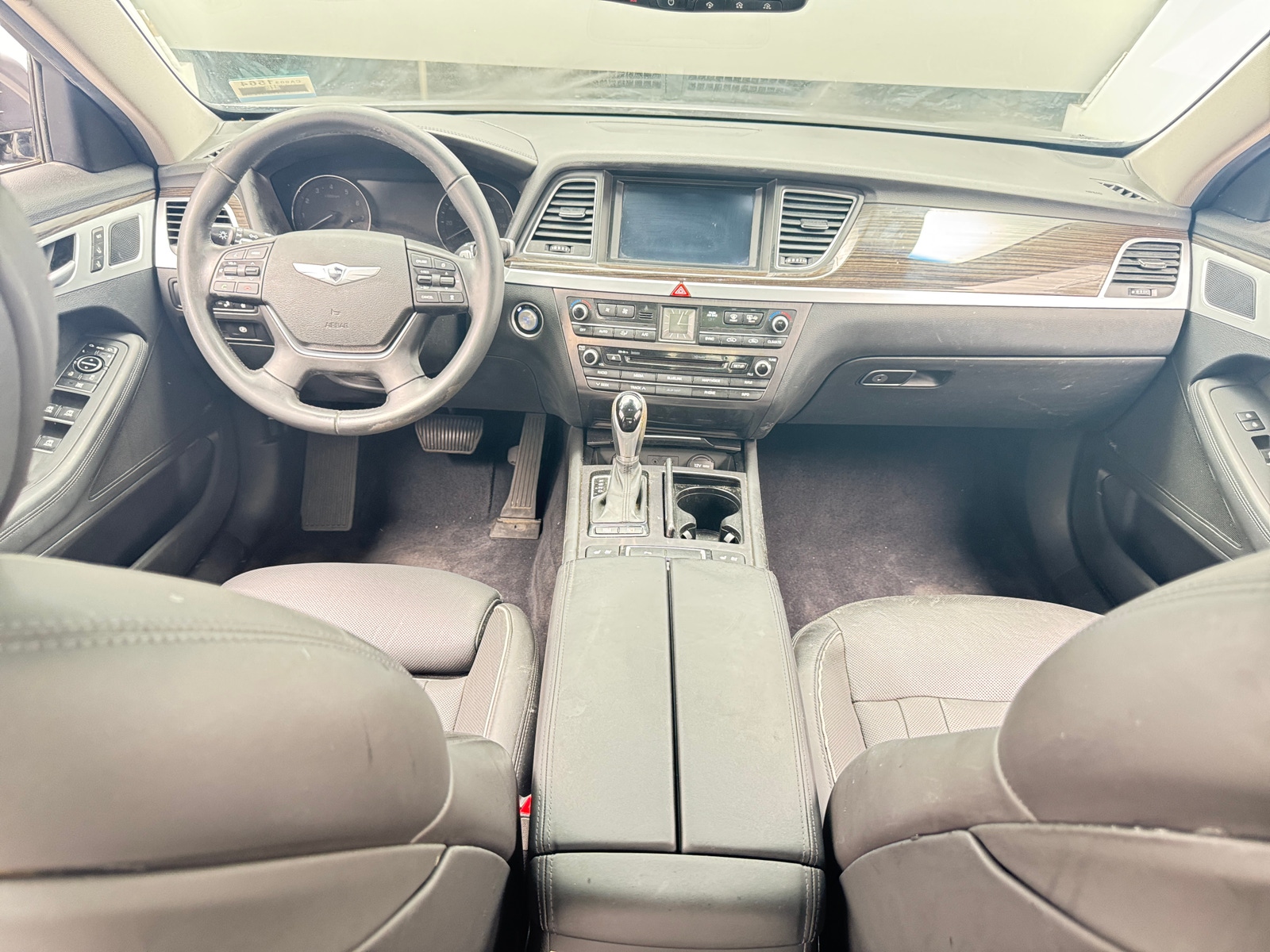 Thumbnail: 2015 Hyundai Genesis - 2