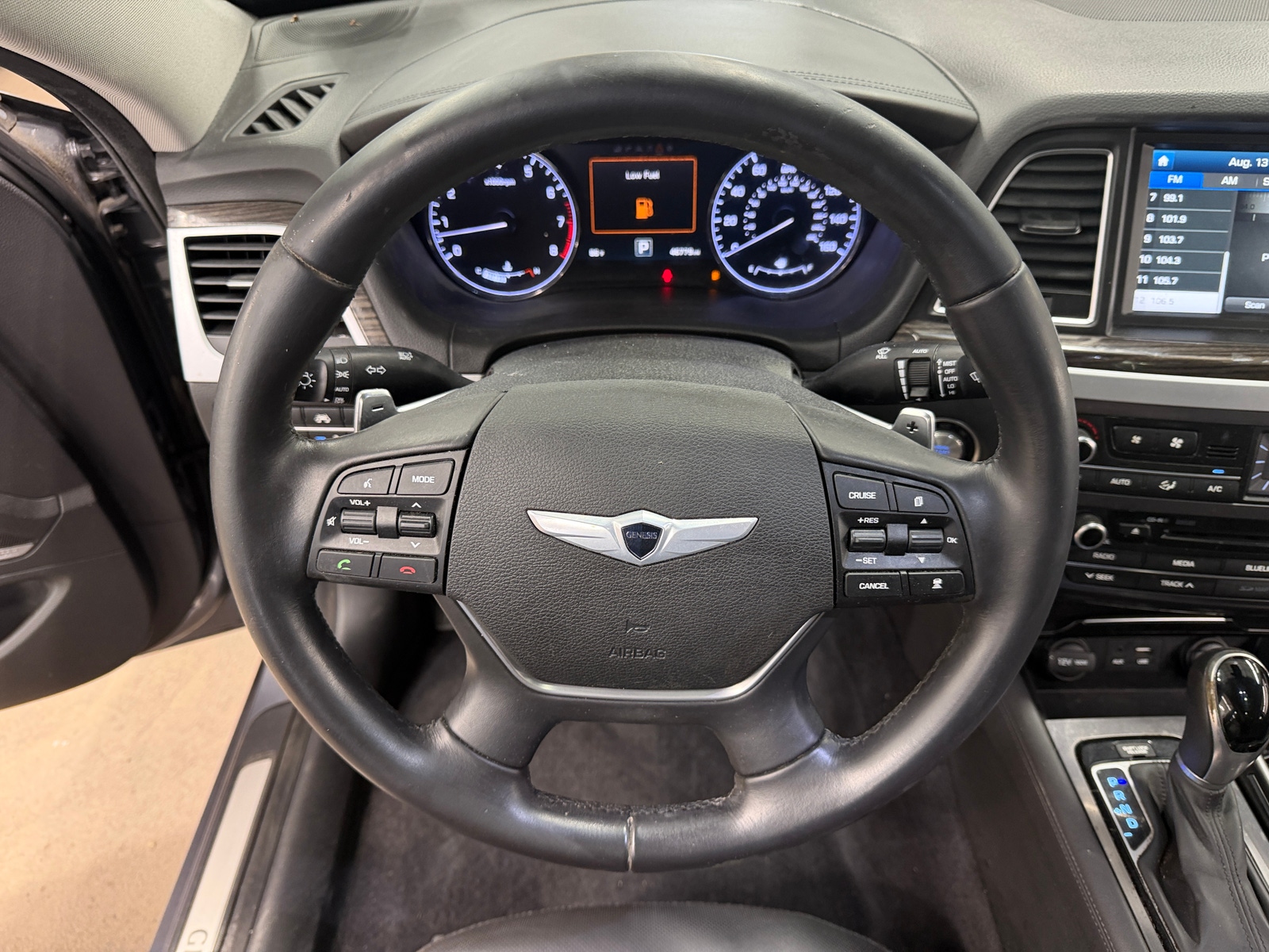 Thumbnail: 2015 Hyundai Genesis - 4