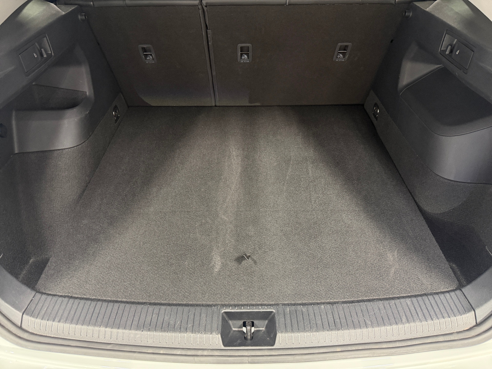 Thumbnail: 2026 Volkswagen Tiguan - 6