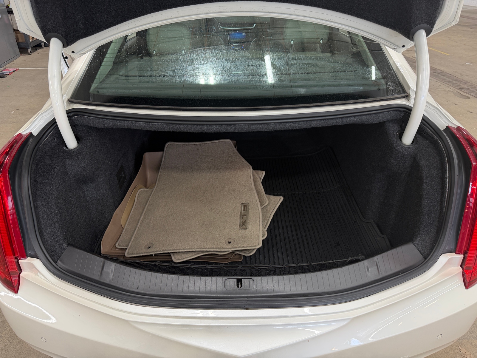 Thumbnail: 2014 Cadillac XTS - 6