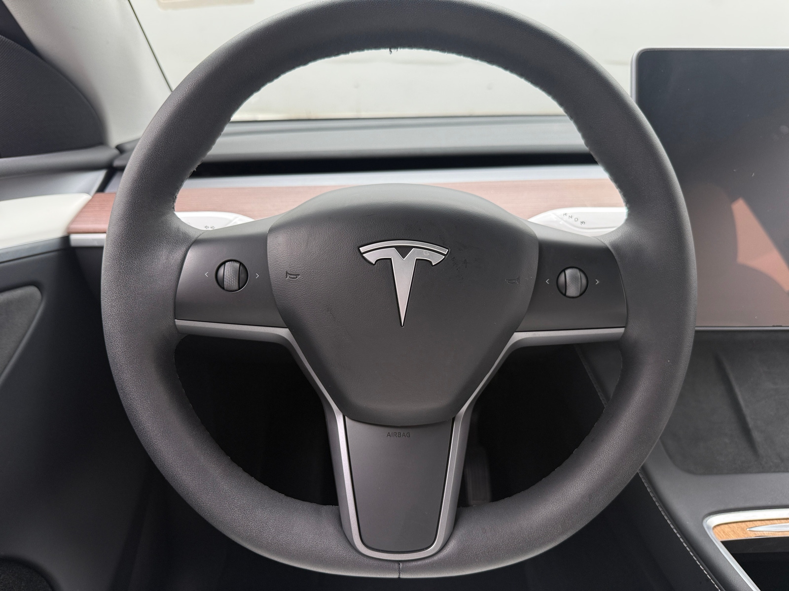 Thumbnail: 2023 Tesla Model Y - 4