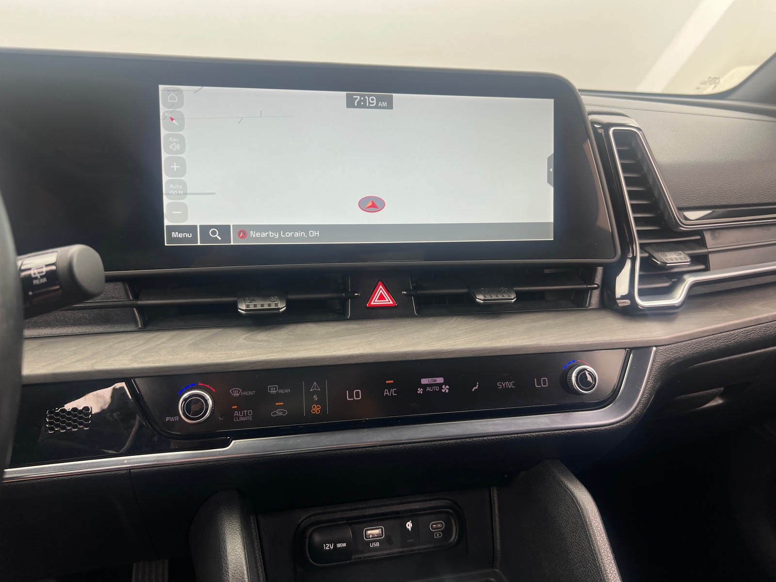 Thumbnail: 2024 Kia Sportage - 3