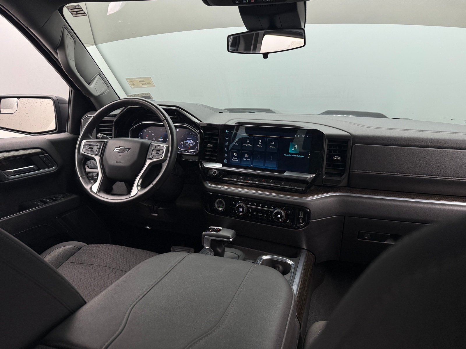 Thumbnail: 2023 Chevrolet Silverado 1500 - 3