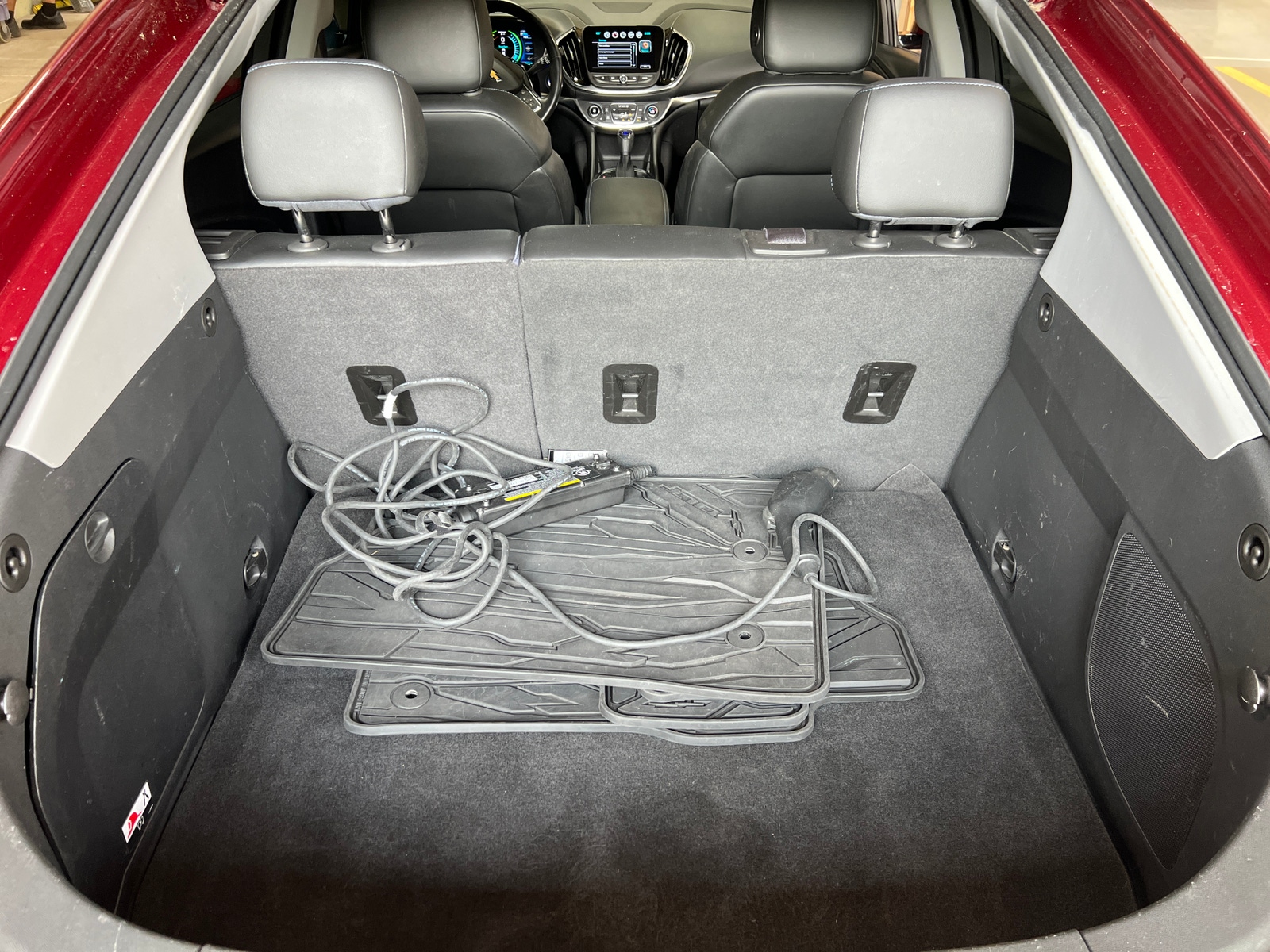 Thumbnail: 2016 Chevrolet Volt - 6
