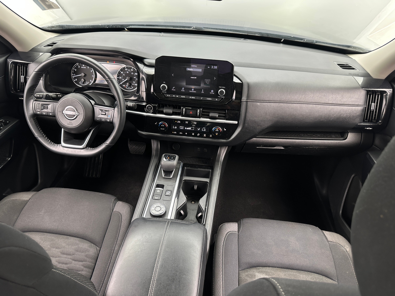 Thumbnail: 2023 Nissan Pathfinder - 3