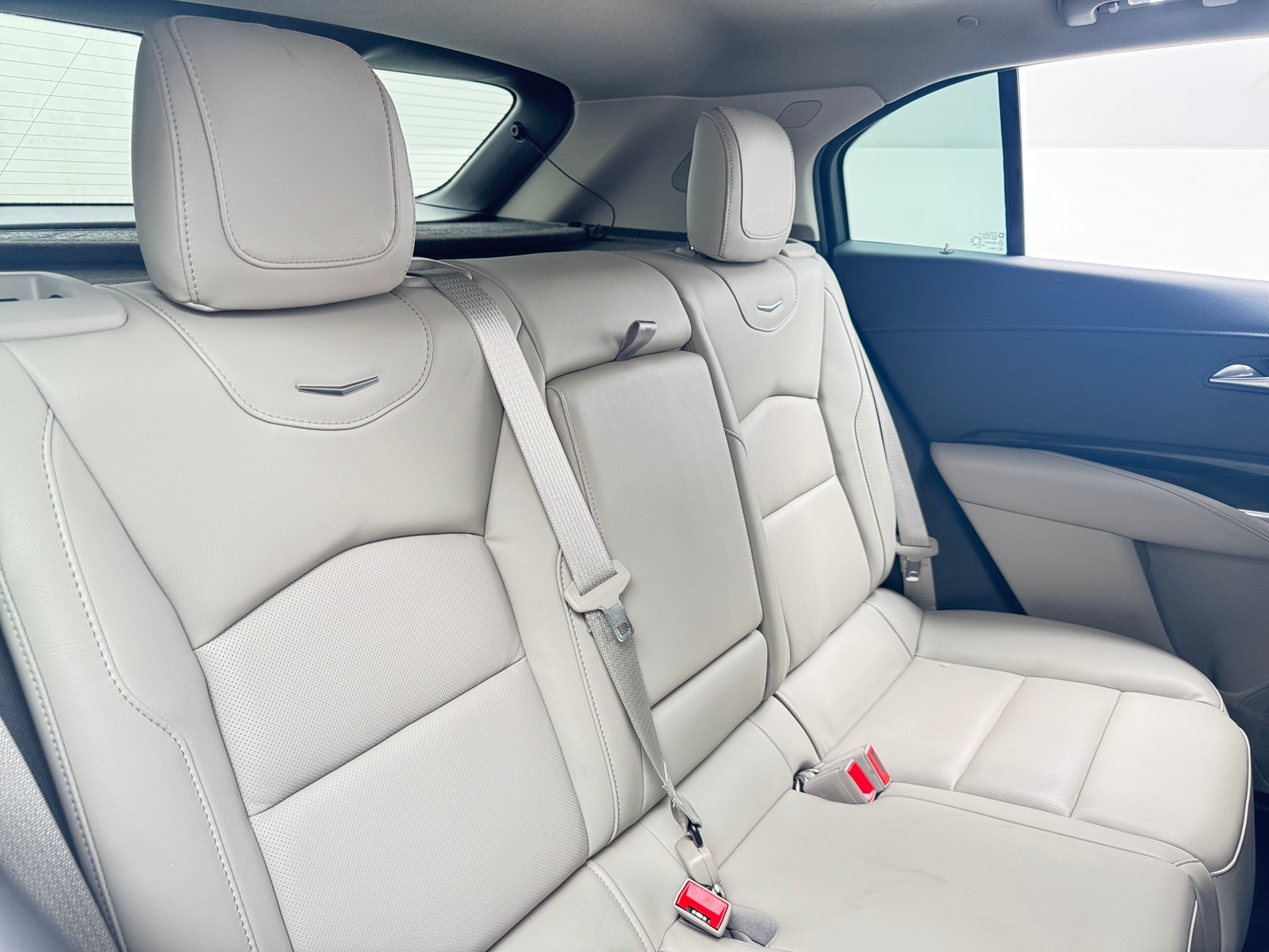 Thumbnail: 2023 Cadillac XT4 - 5