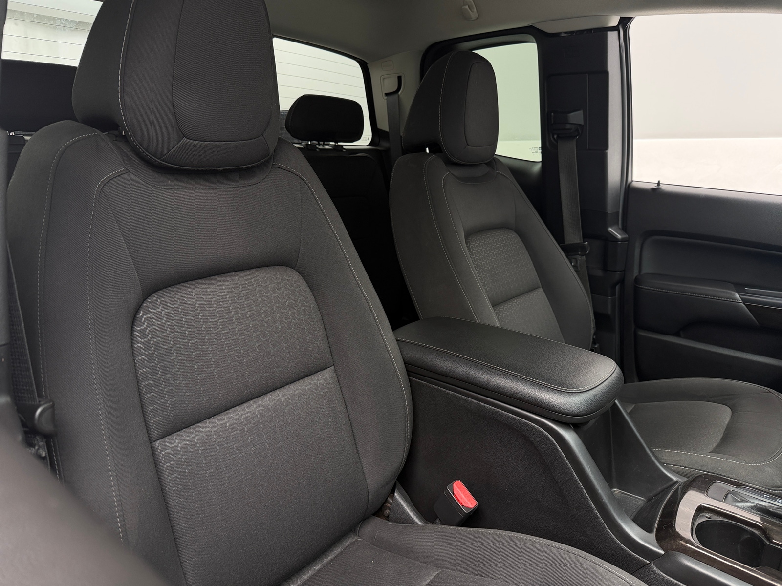 Thumbnail: 2017 GMC Canyon - 2