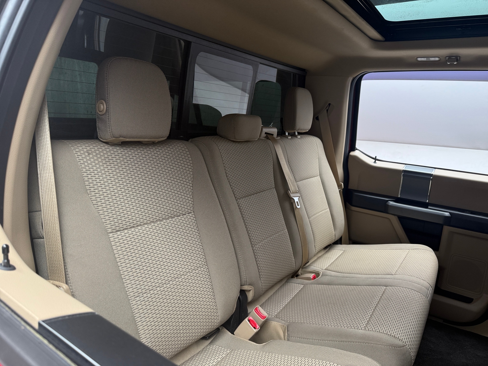 Thumbnail: 2017 Ford Econoline - 6