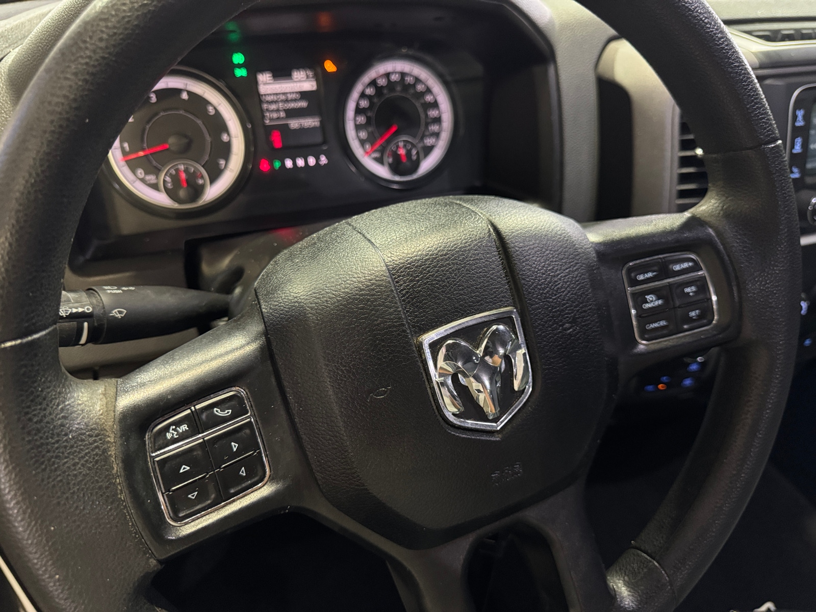 Thumbnail: 2019 RAM 1500 Classic - 5