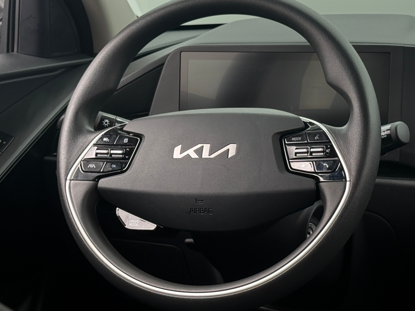 Thumbnail: 2025 Kia Niro - 5