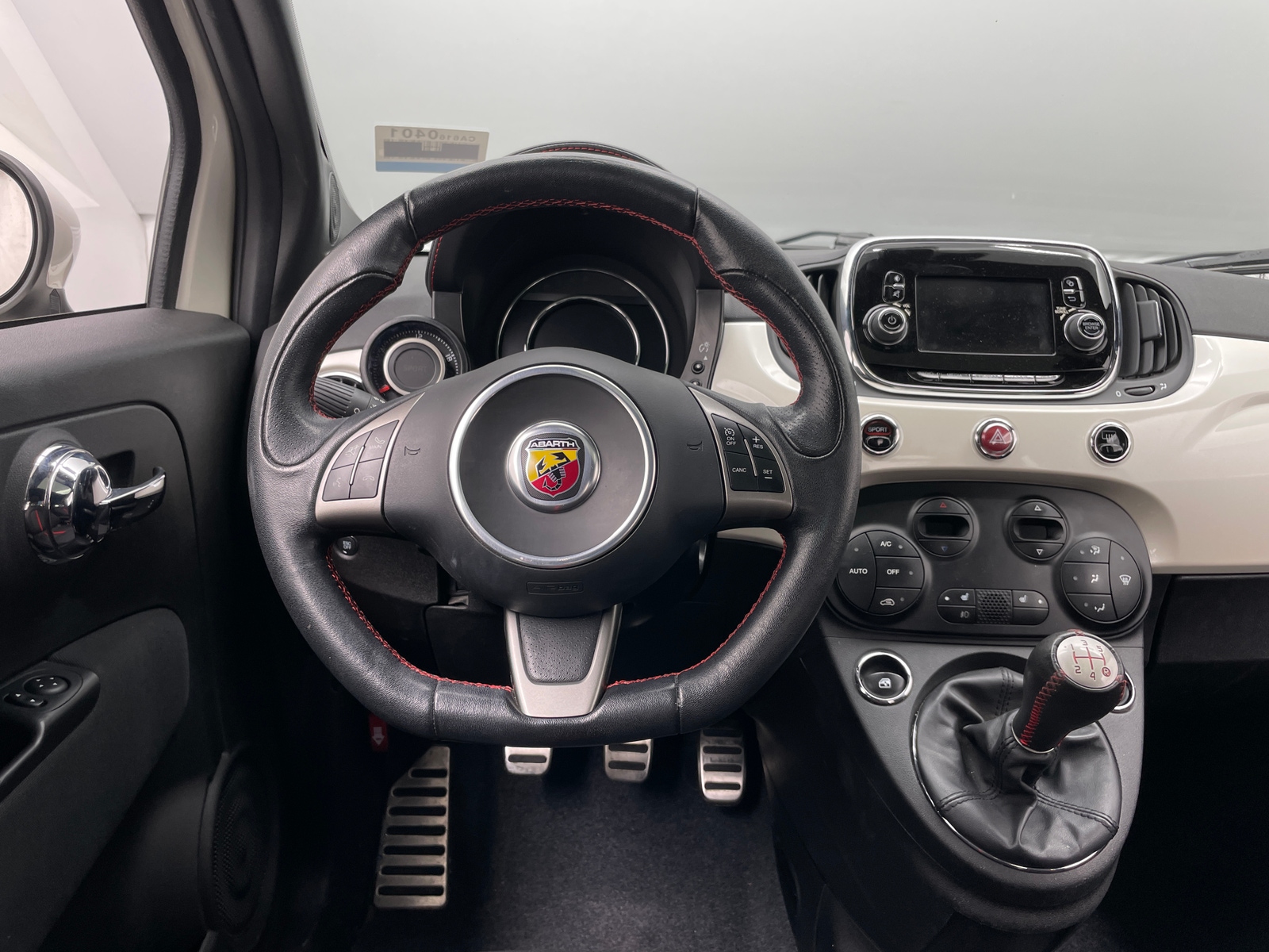 Thumbnail: 2017 Fiat 500 - 5