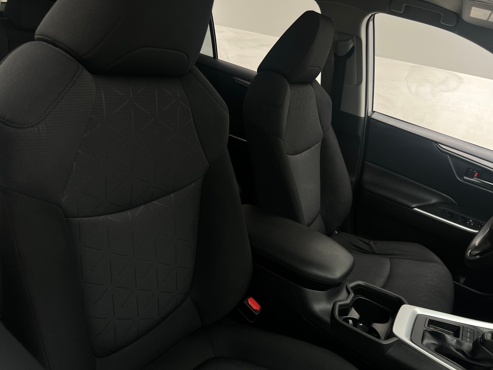 Thumbnail: 2019 Toyota RAV4 - 2