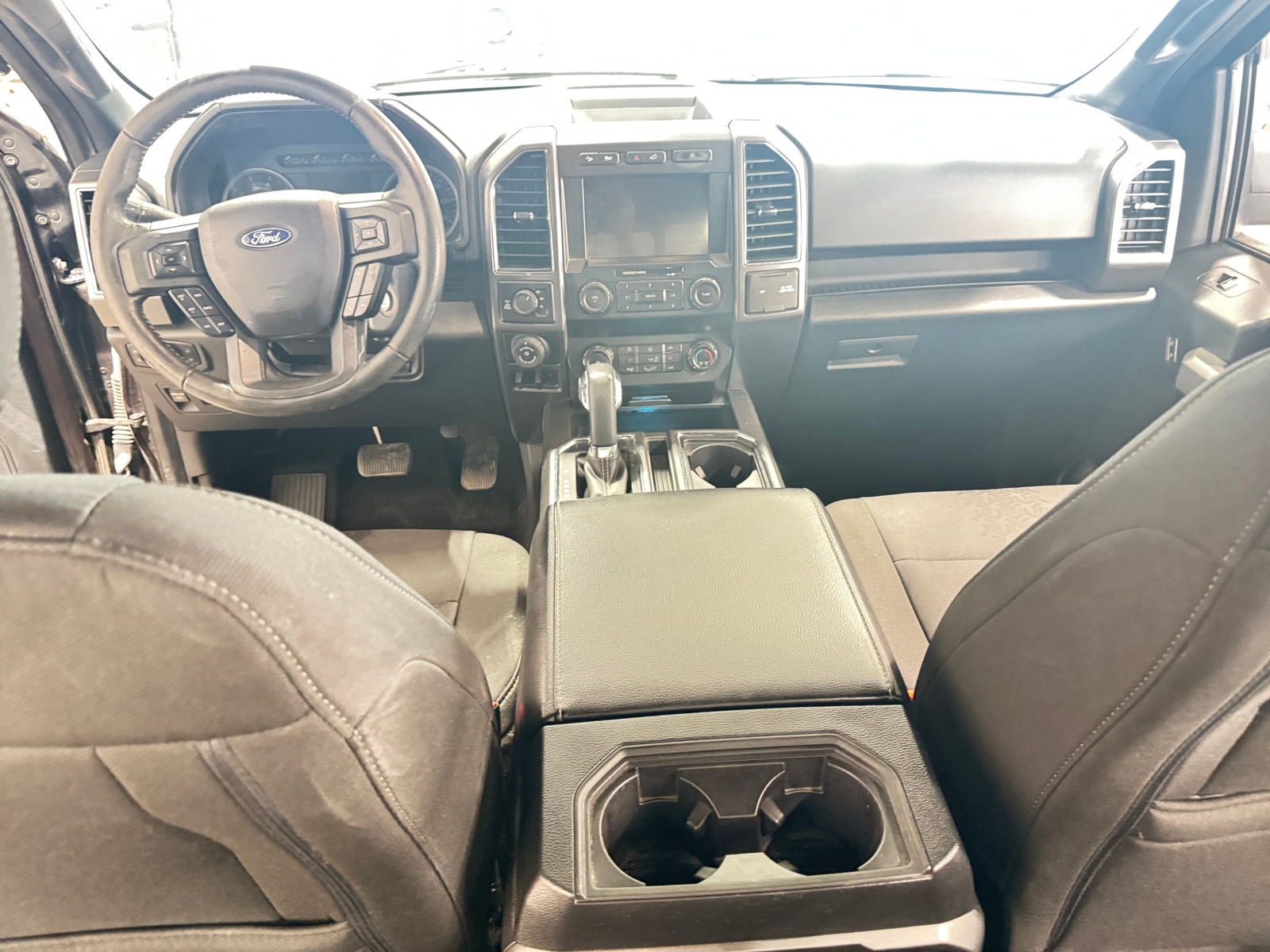Thumbnail: 2019 Ford Econoline - 3