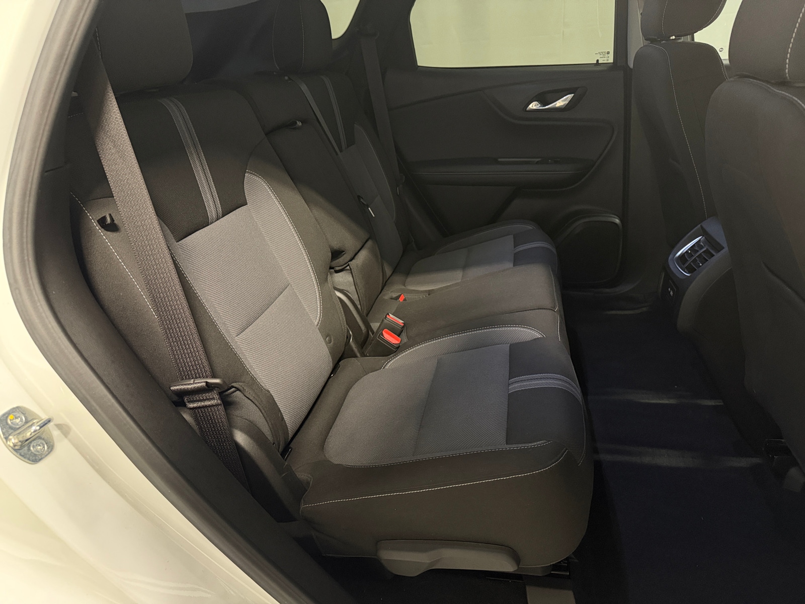 Thumbnail: 2023 Chevrolet Blazer - 6