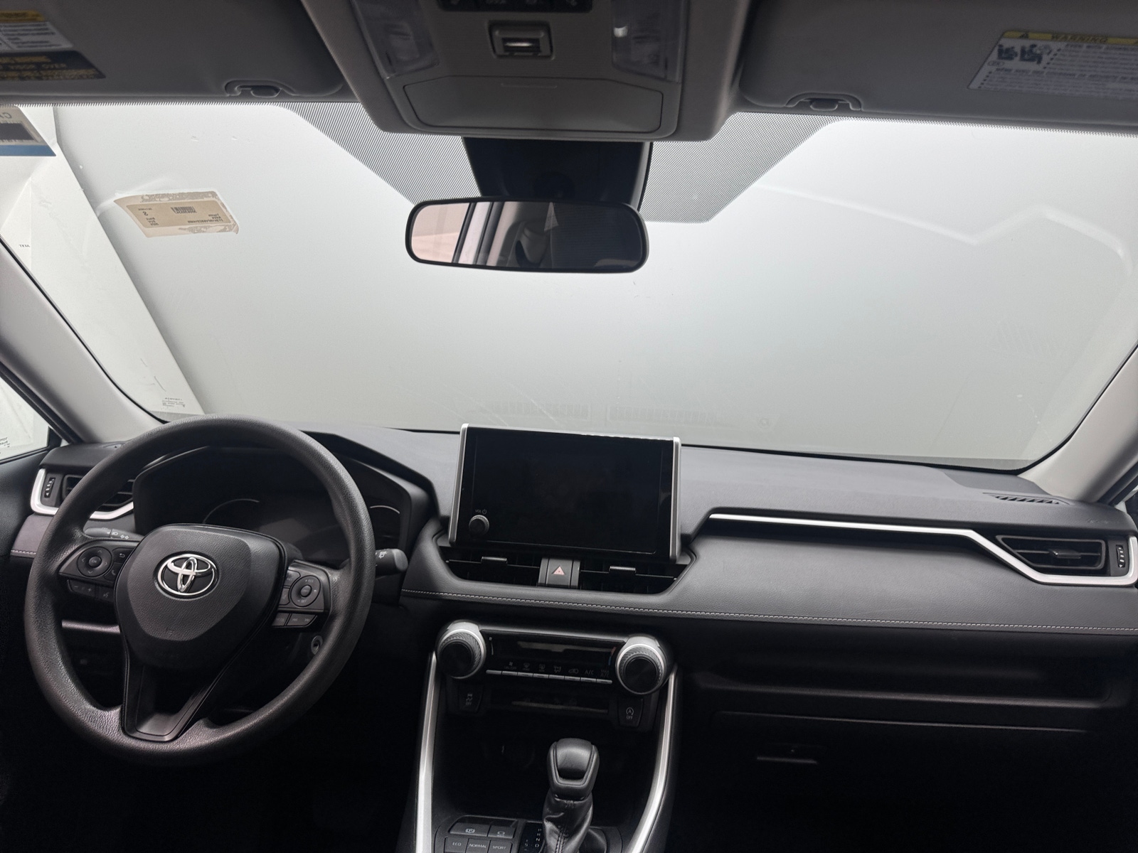 Thumbnail: 2025 Toyota RAV4 - 3