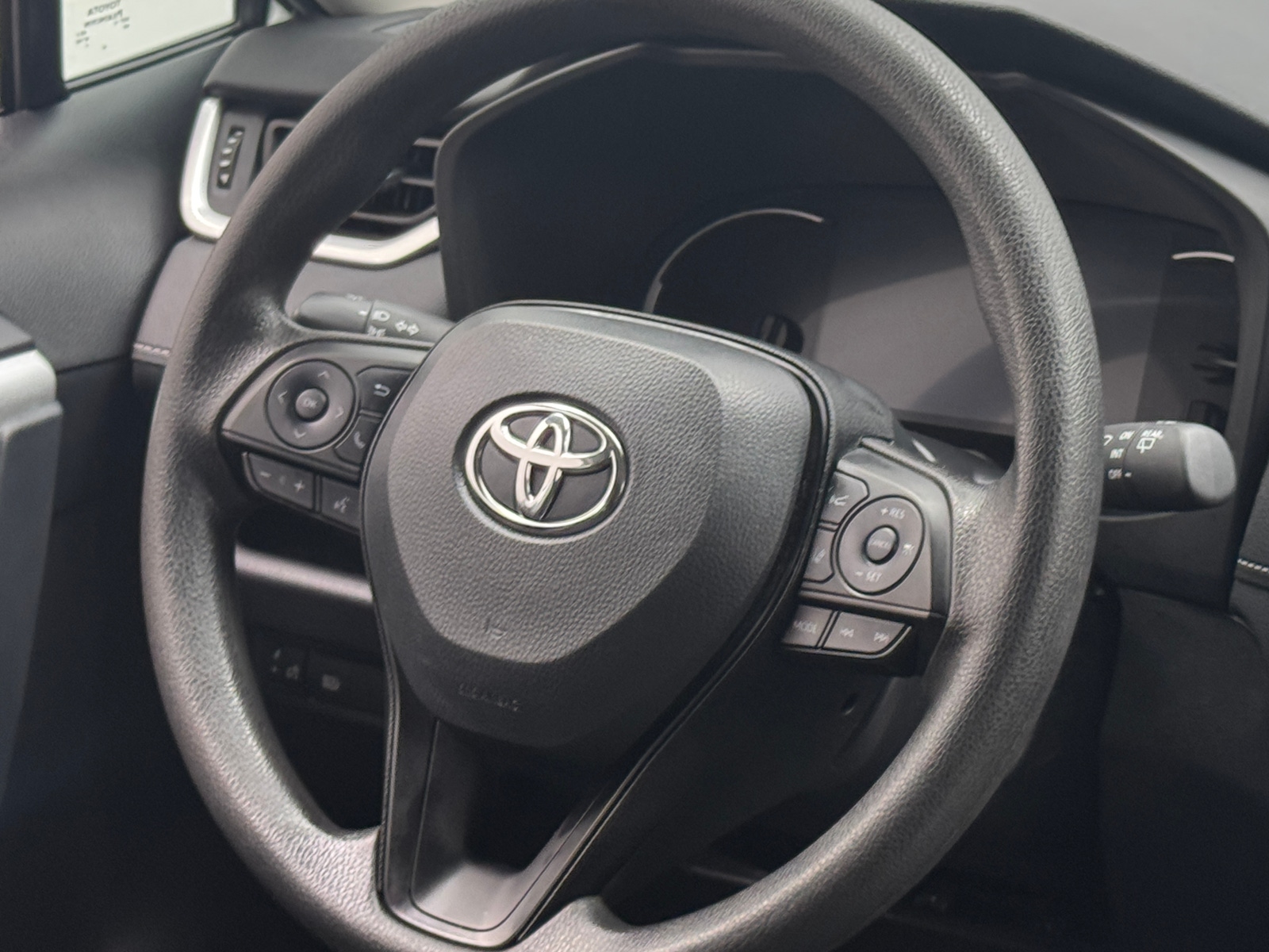 Thumbnail: 2025 Toyota RAV4 - 5