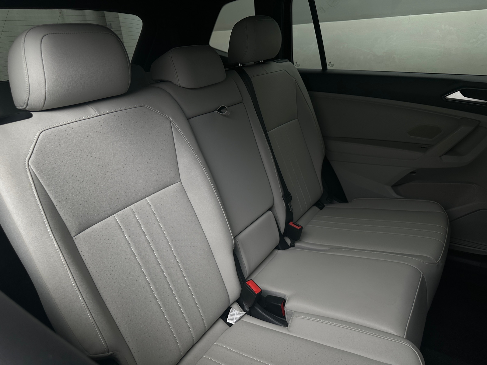 Thumbnail: 2024 Volkswagen Tiguan - 5