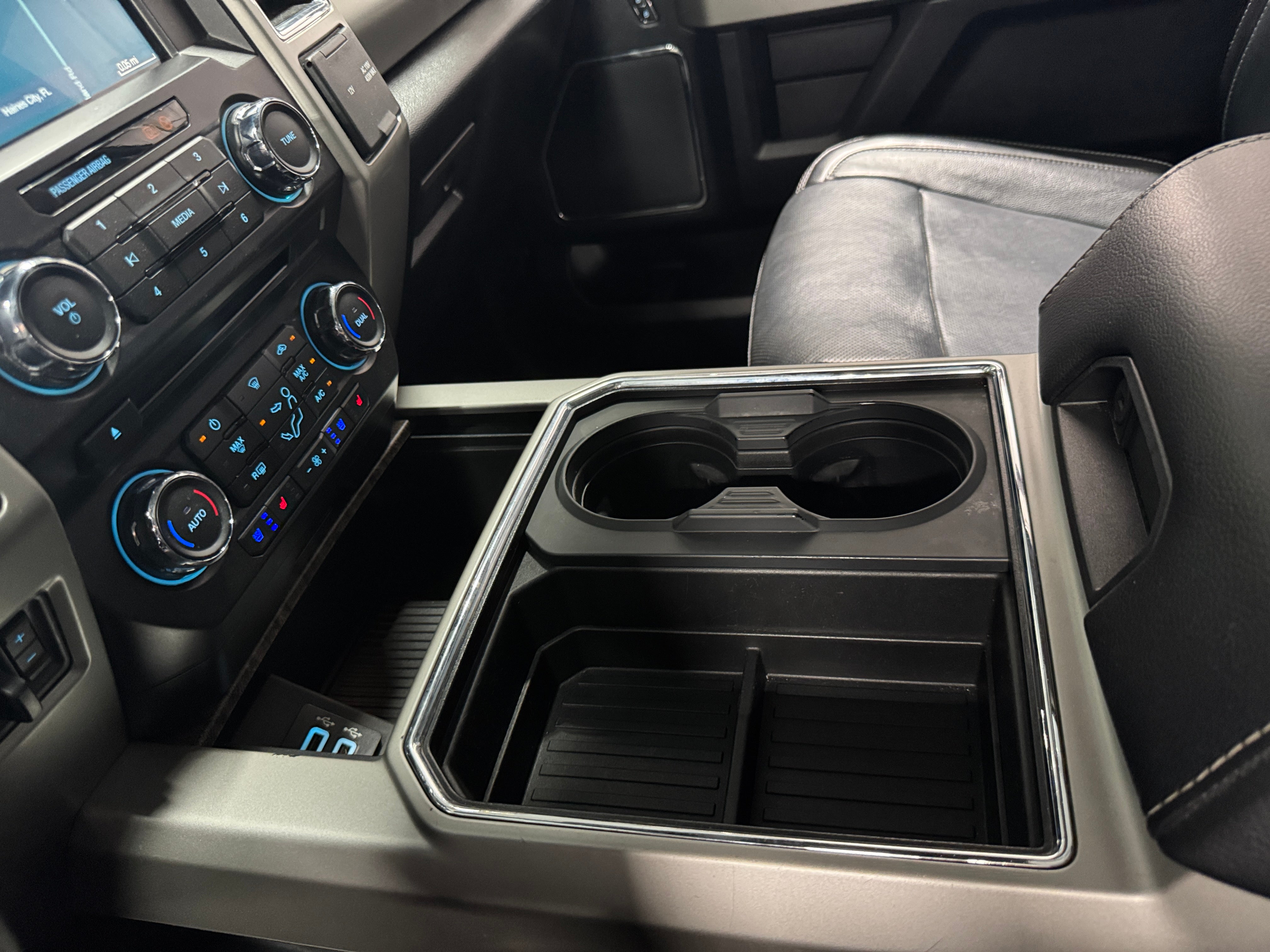 2017 Ford F-250 Super Duty Lariat - Photo 7