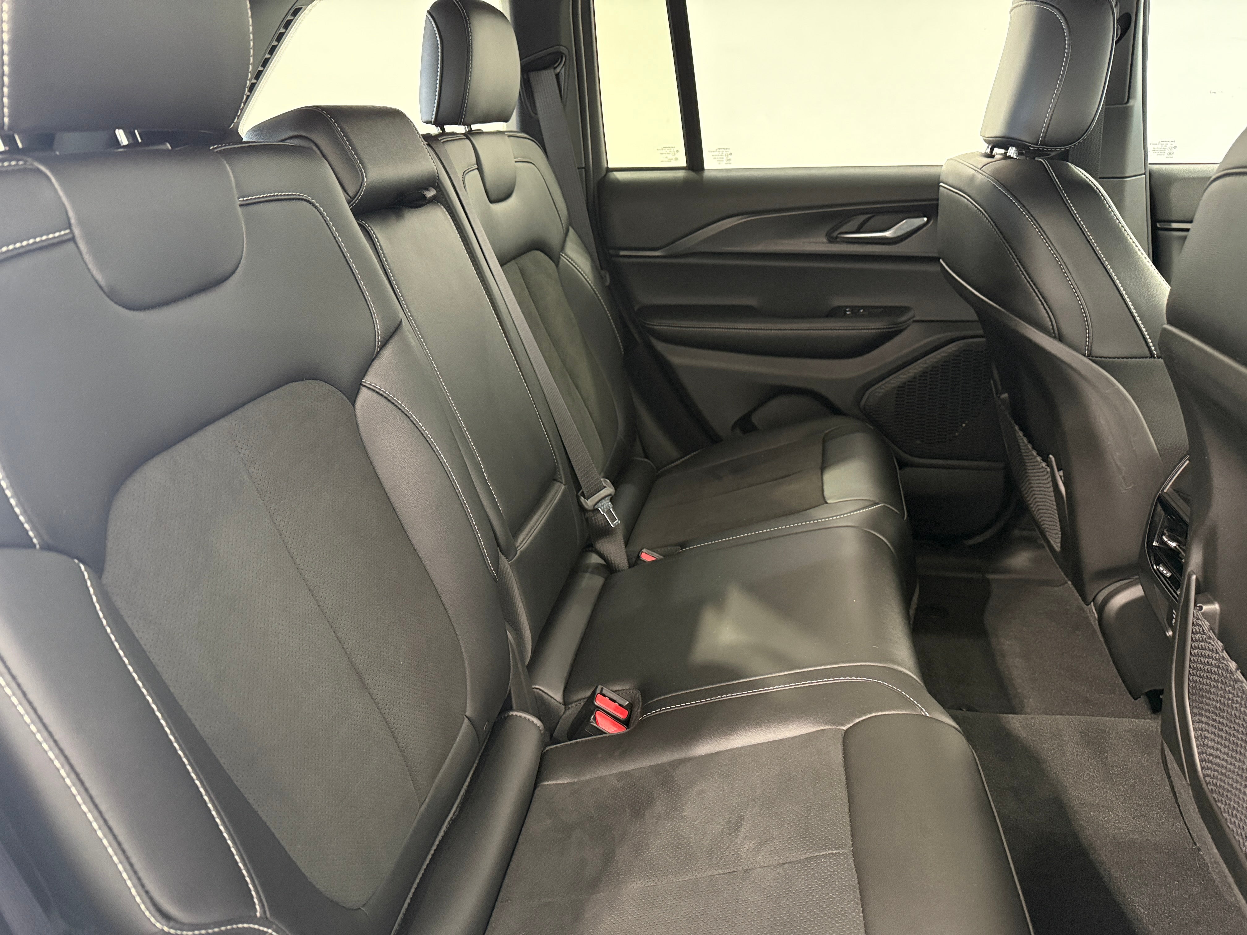 2025 Jeep Grand Cherokee Altitude - Photo 6