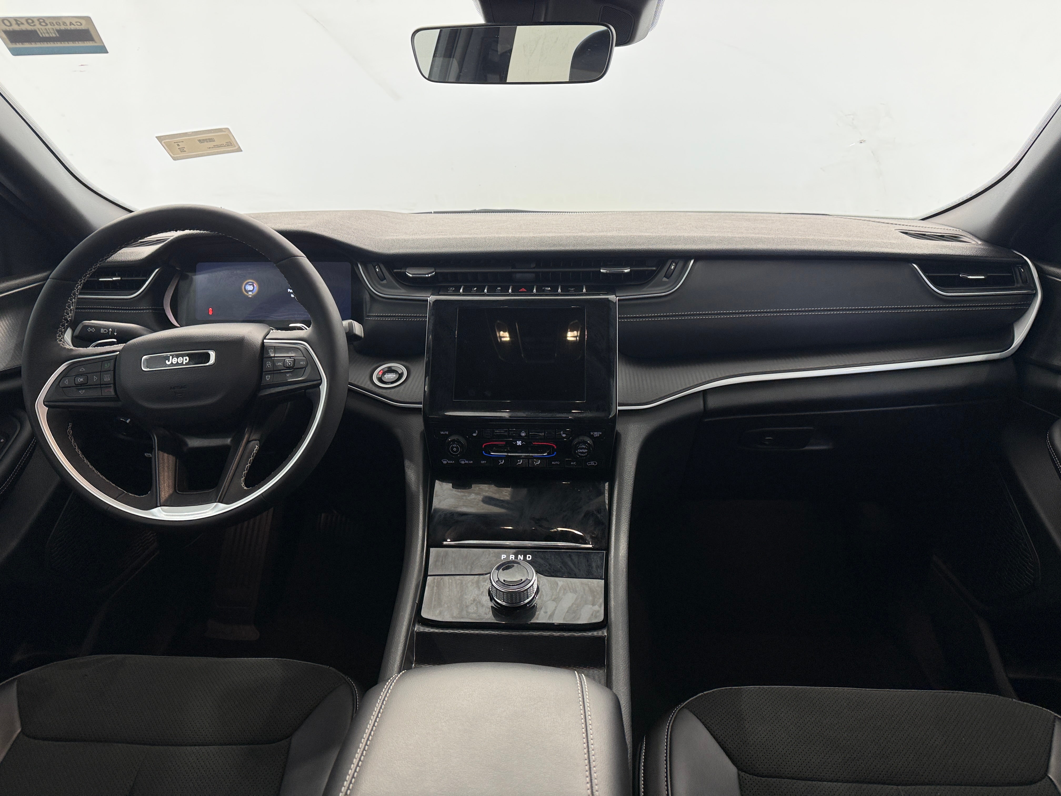2025 Jeep Grand Cherokee Altitude - Photo 8