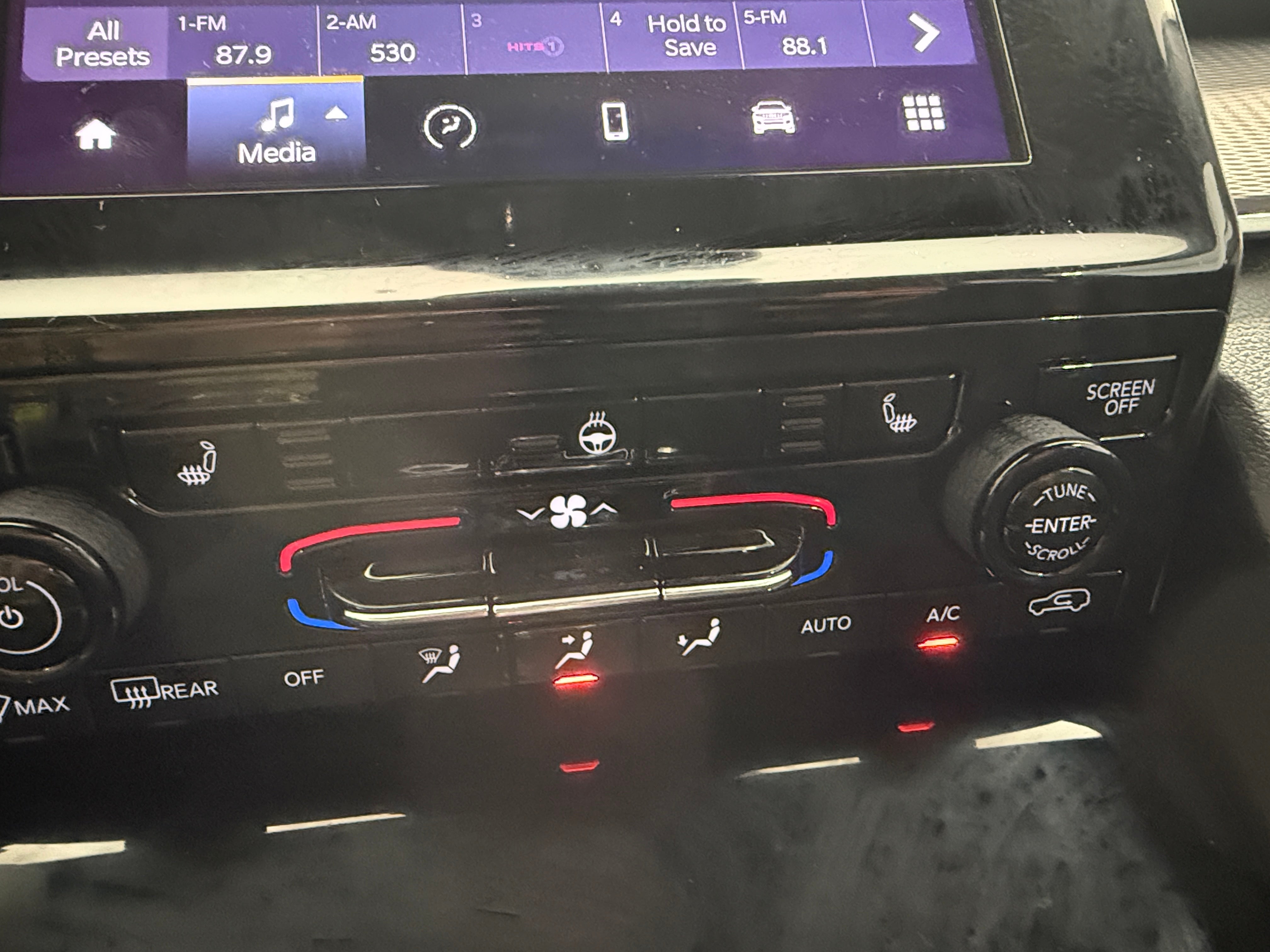 2025 Jeep Grand Cherokee Altitude - Photo 12