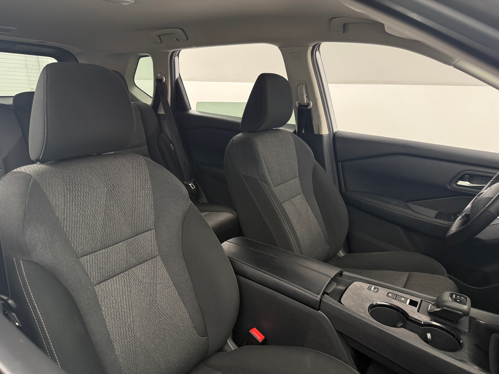 Thumbnail: 2025 Nissan Rogue - 2